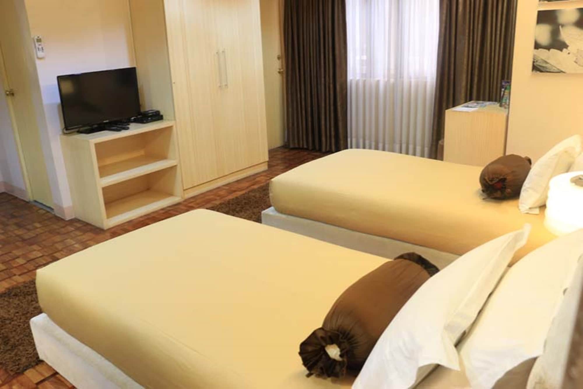 Prince Plaza II Condotel