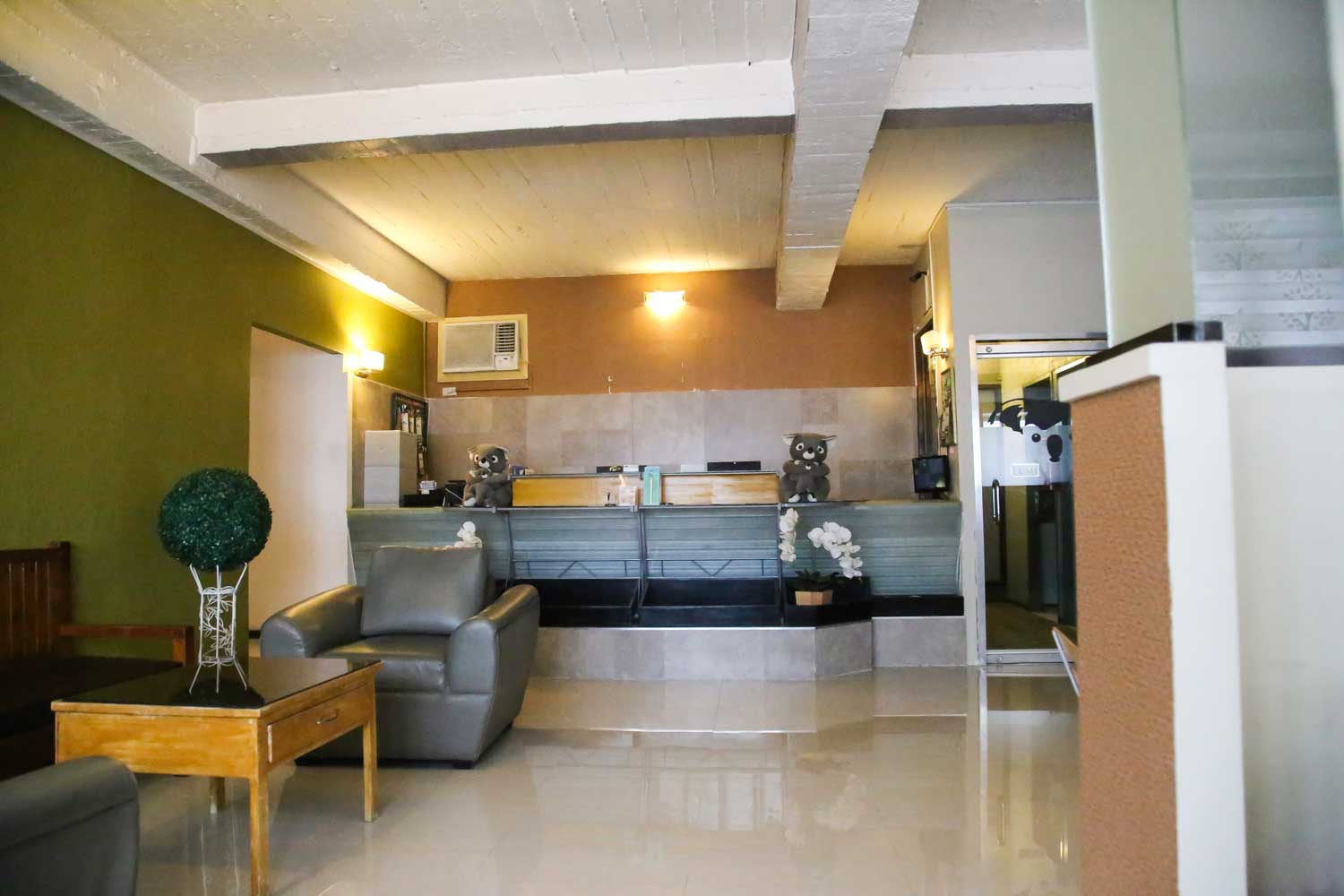 Quoalla Hotel Makati