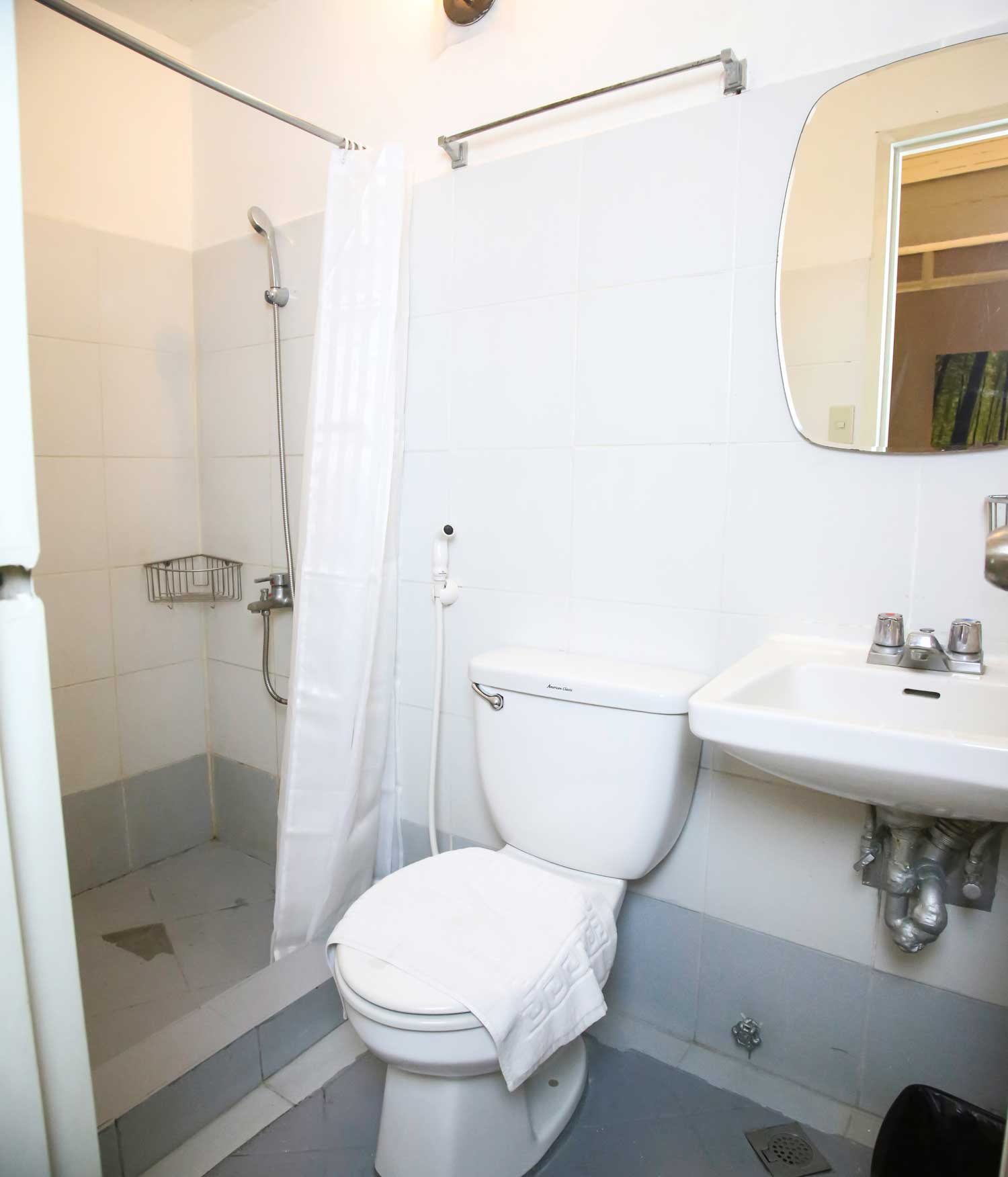 Quoalla Hotel Makati