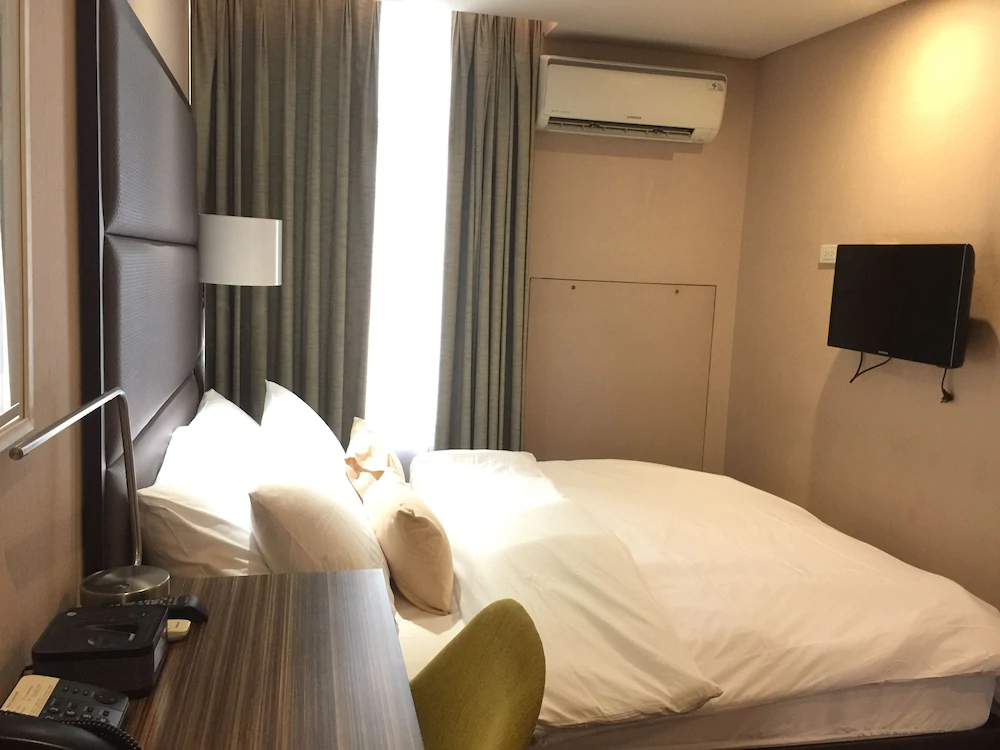 Serena's Suite