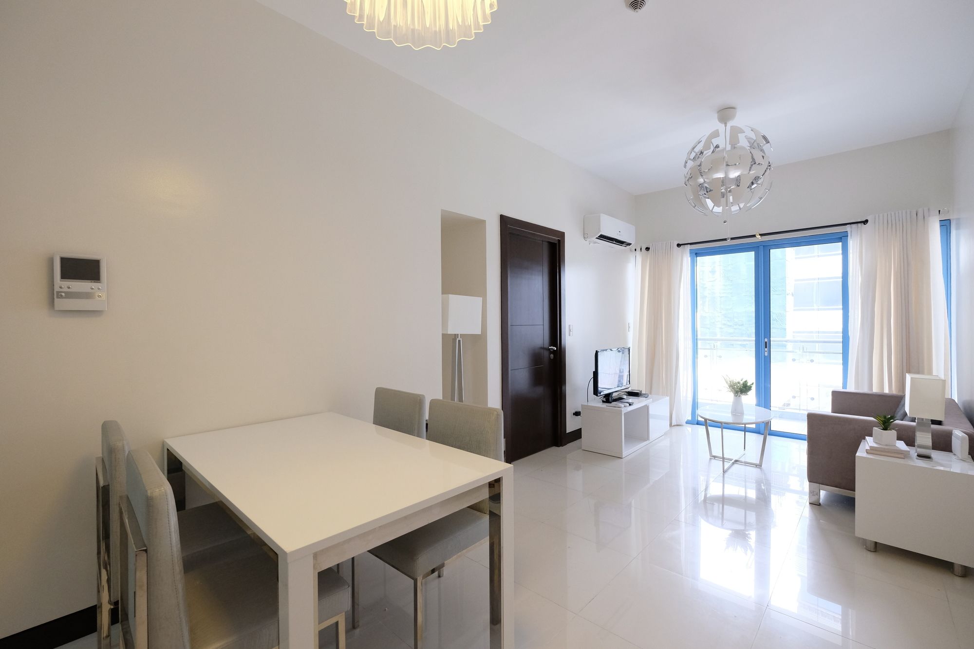 Two Central Condominium