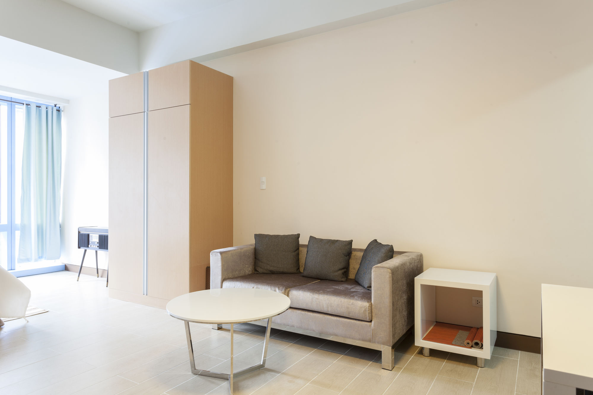 Two Central Condominium