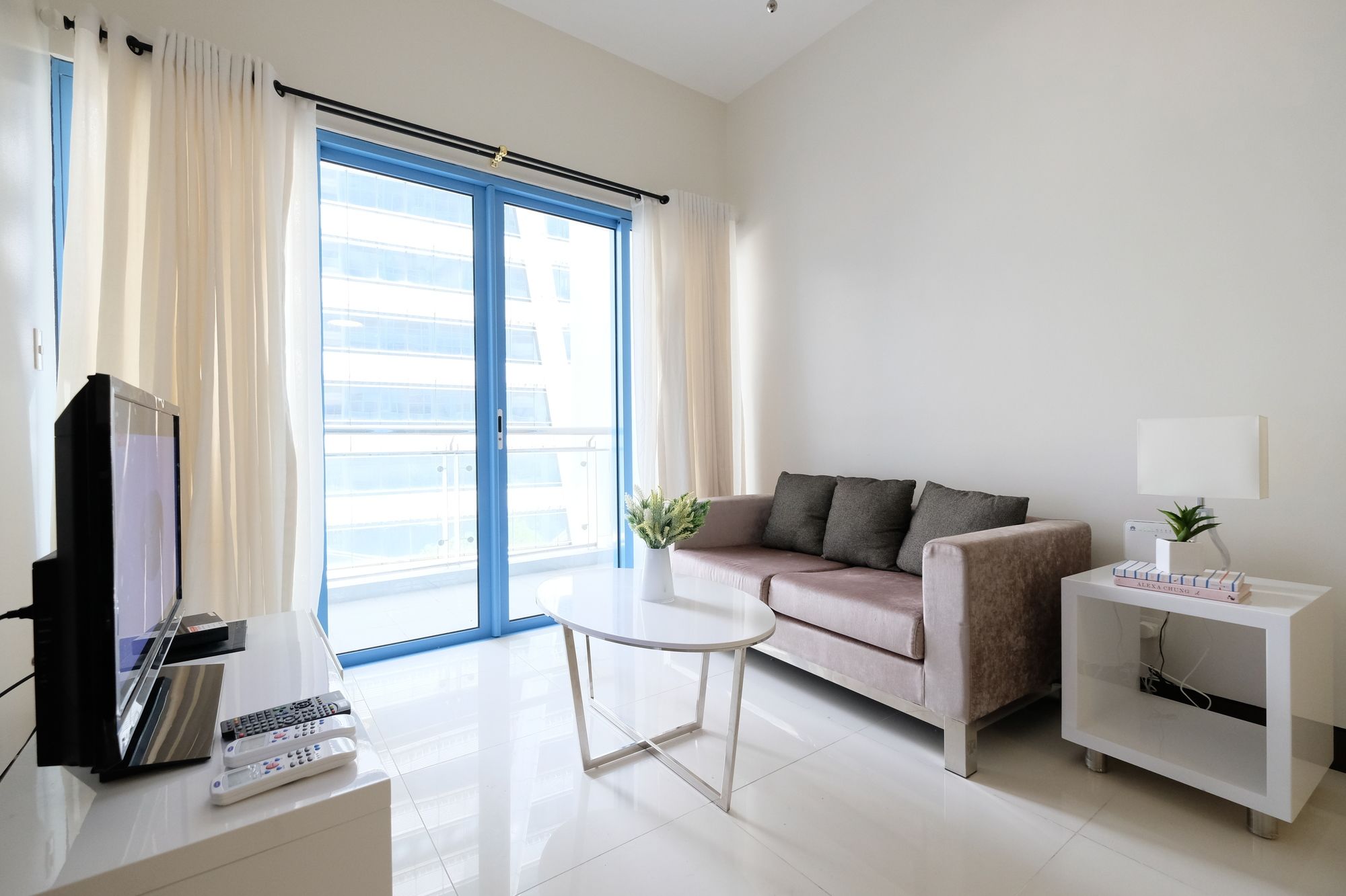 Two Central Condominium