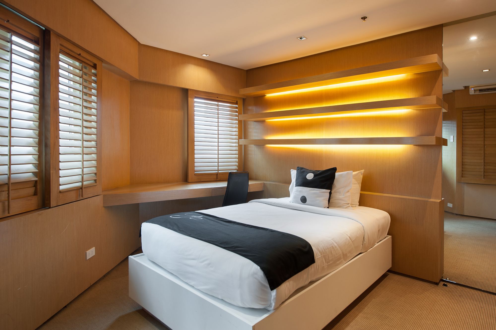 Y2 Residence Hotel