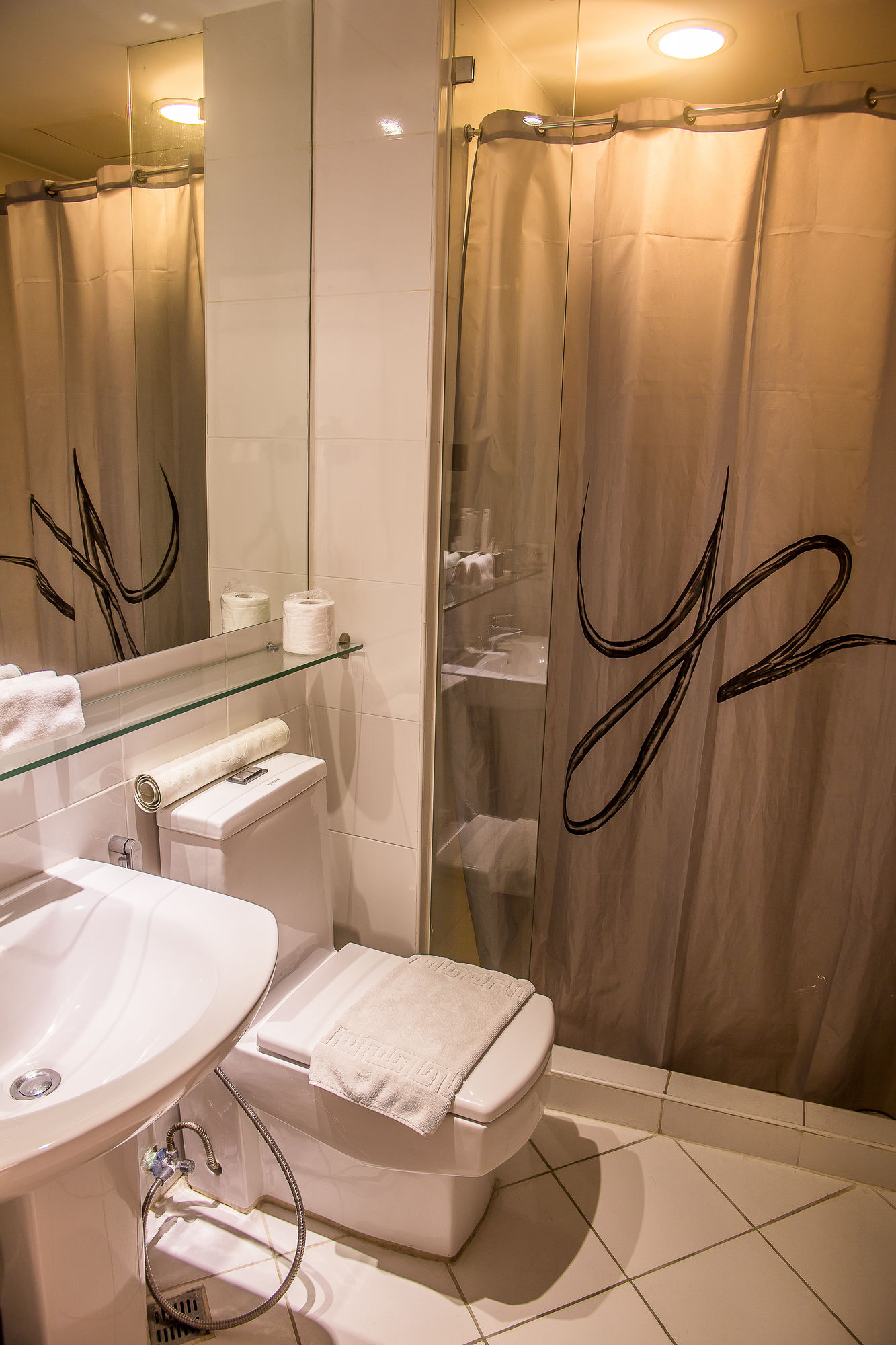 Y2 Residence Hotel