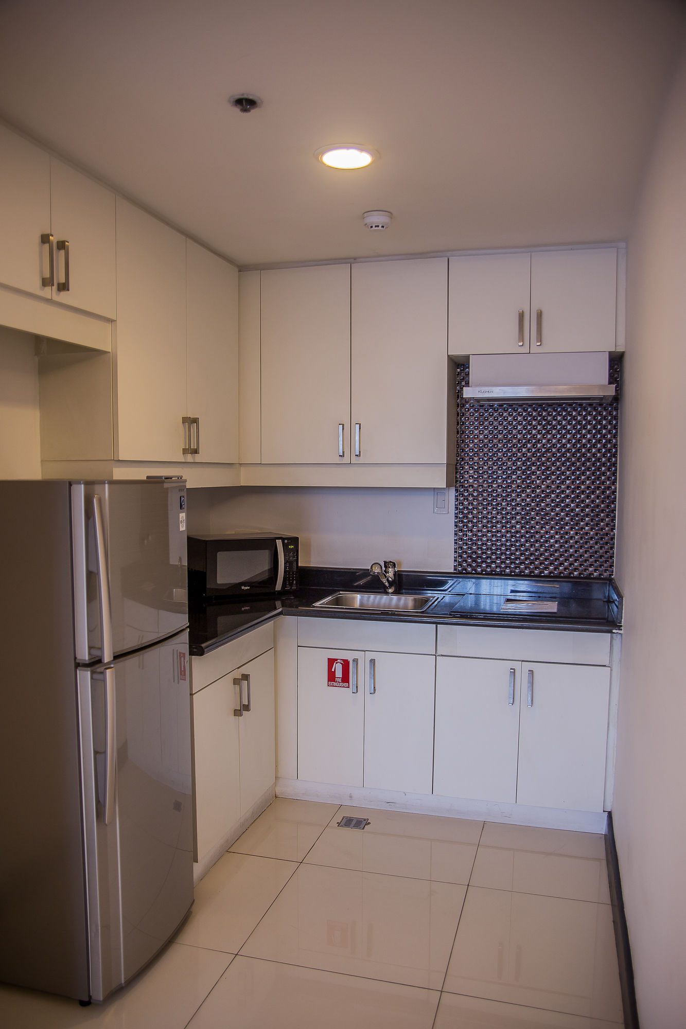 Y2 Residence Hotel