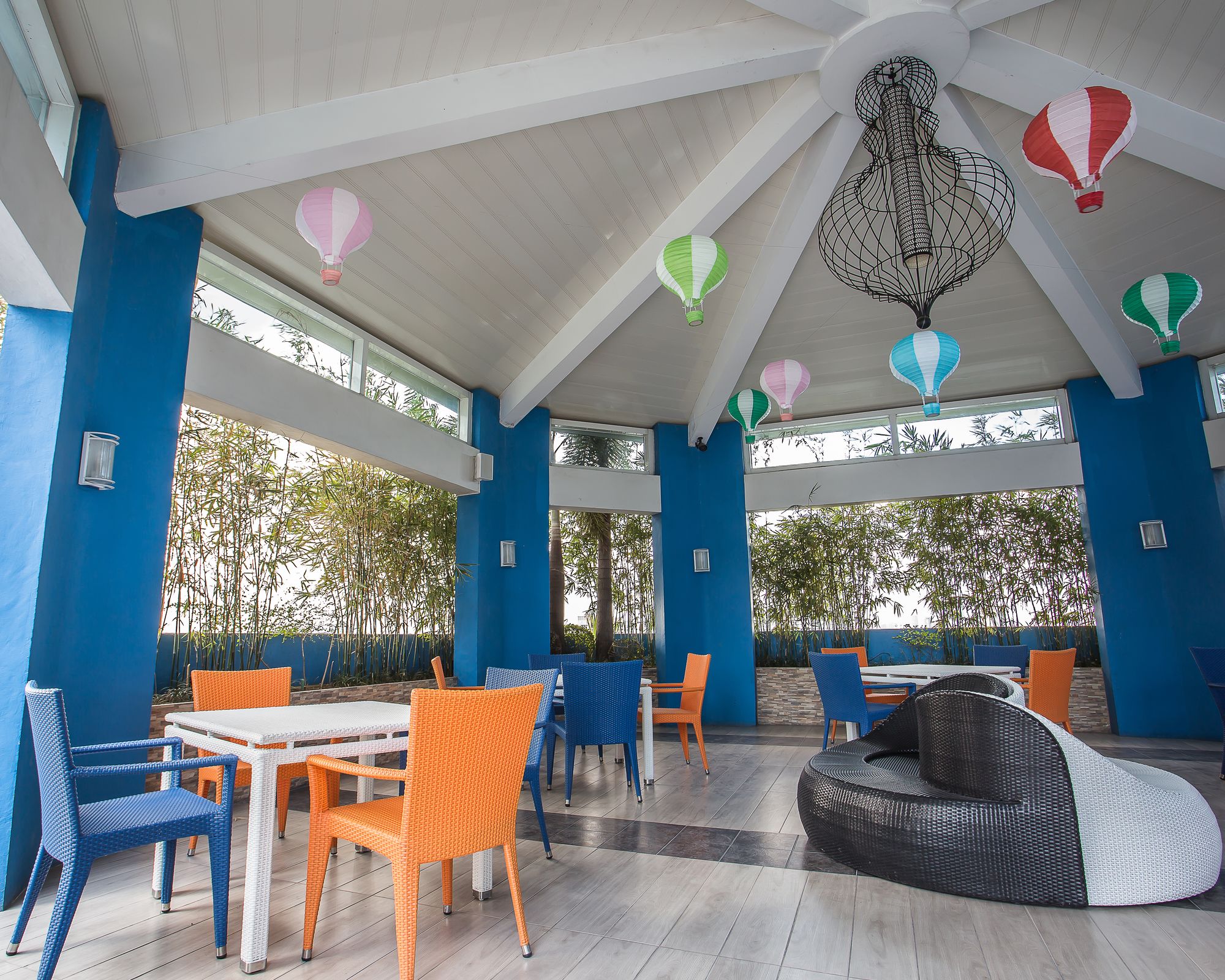 Y2 Residence Hotel