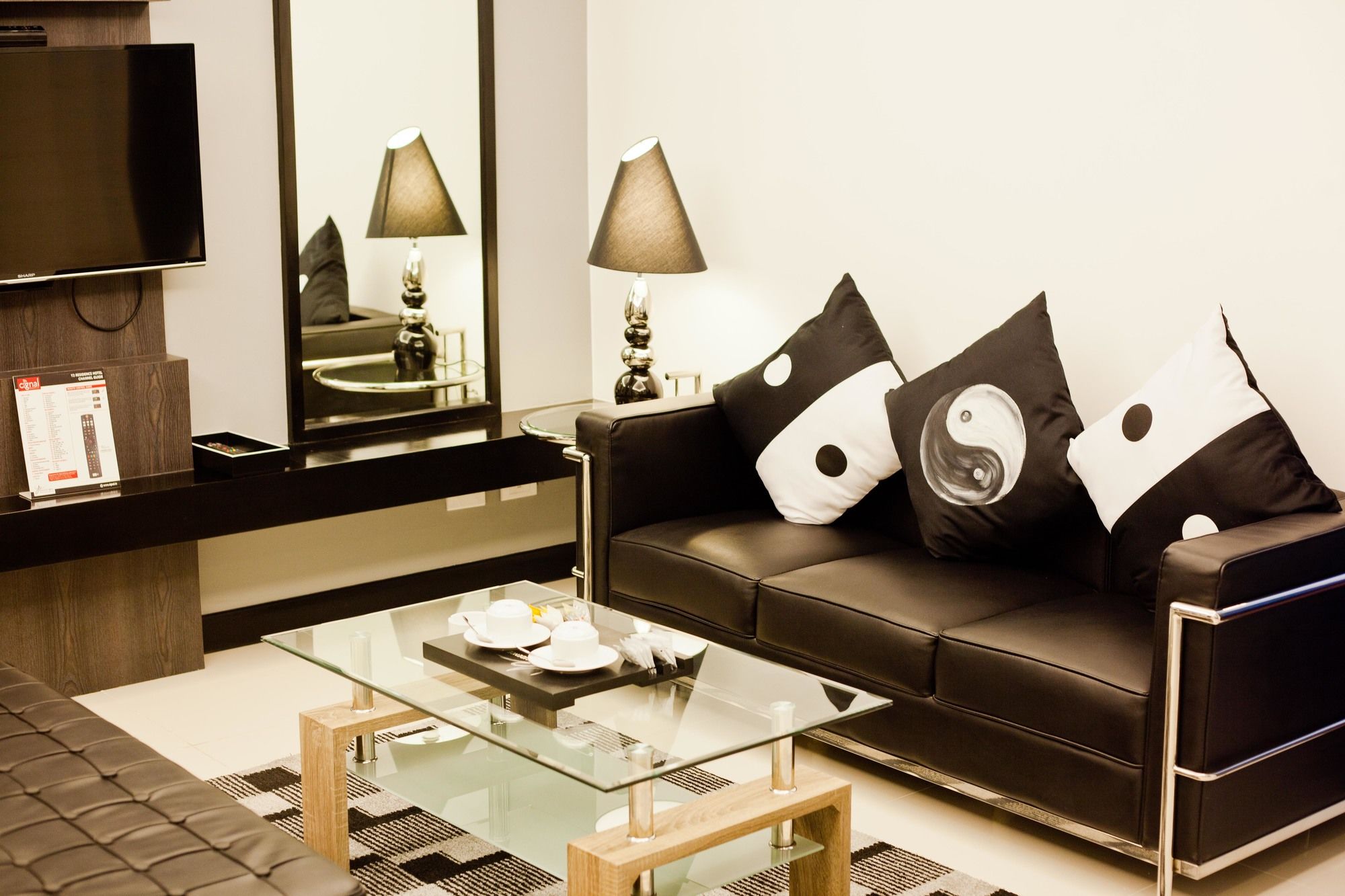 Y2 Residence Hotel