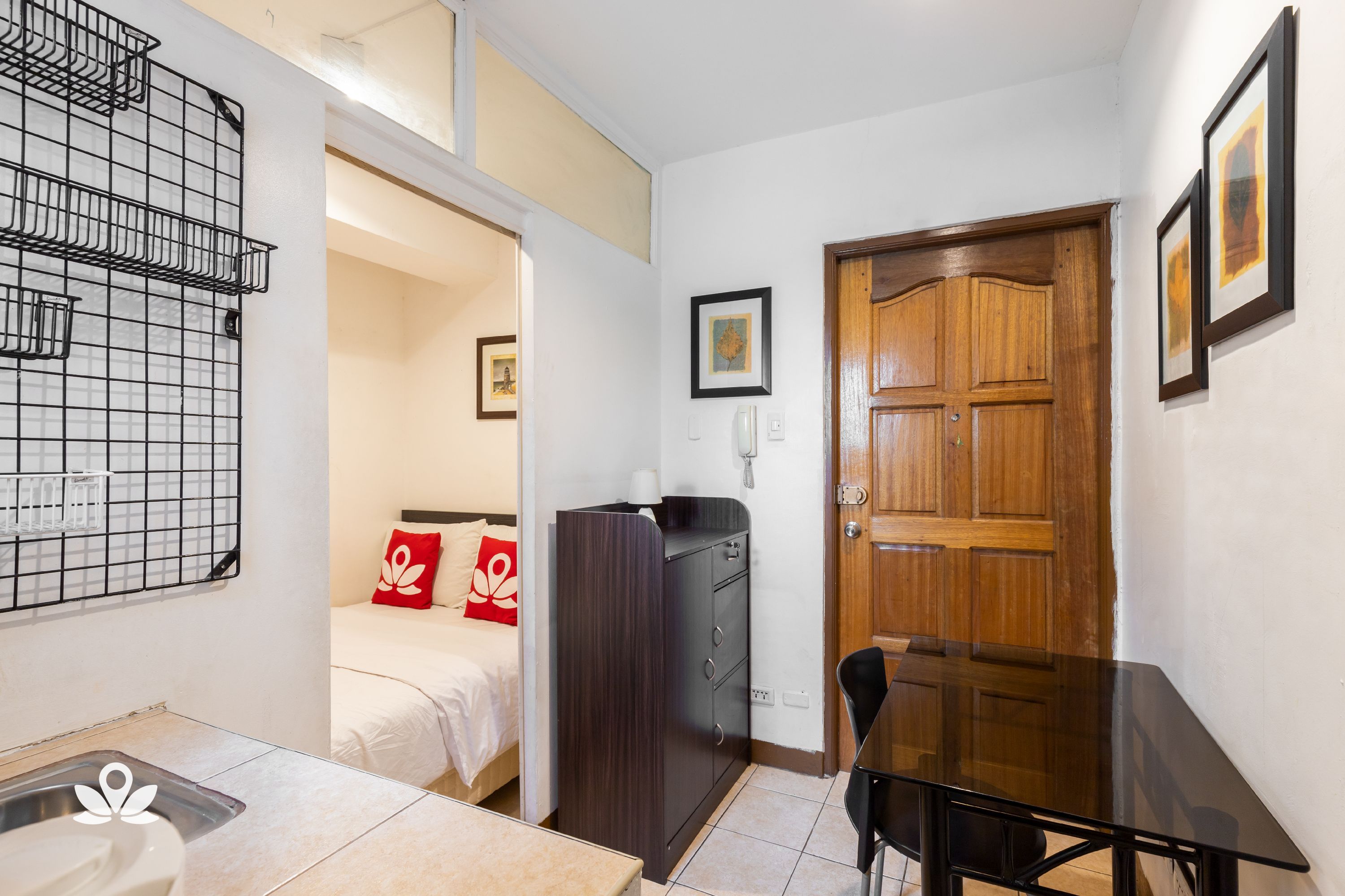 Macy Mansion by ZEN Rooms