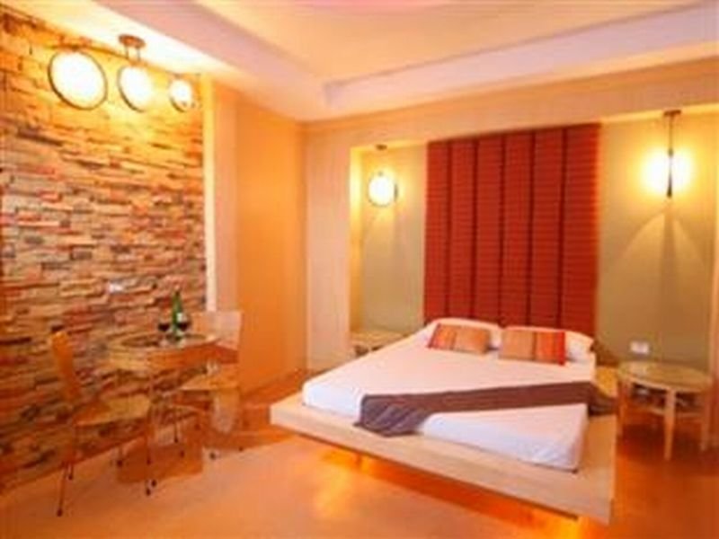 Victoria Court Mcarthur Malabon