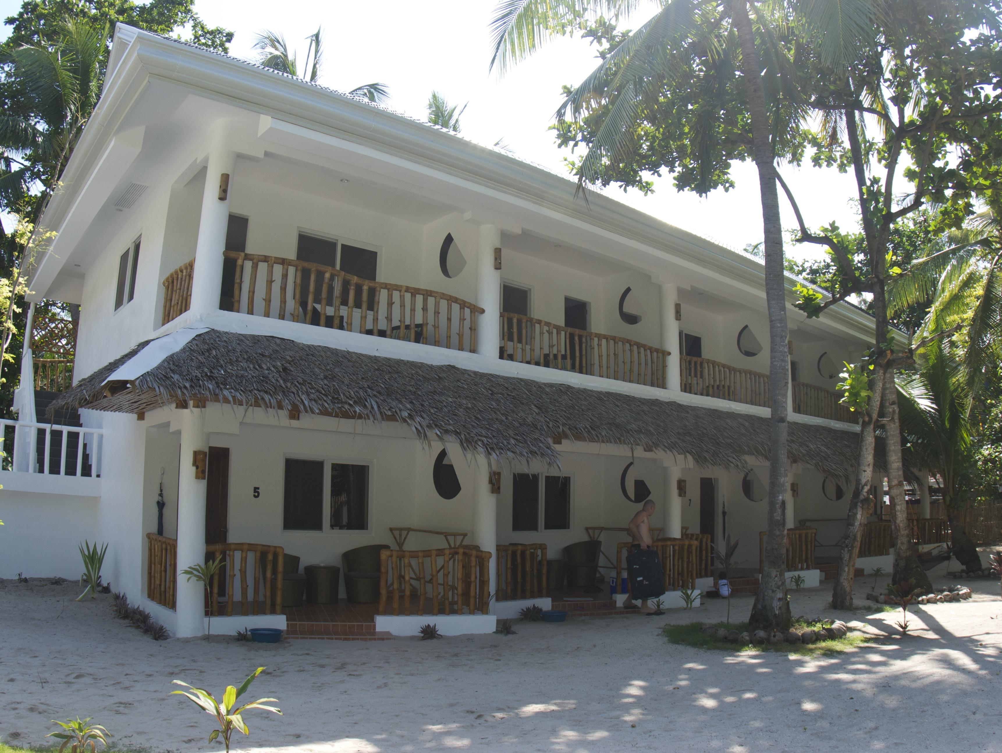 Evolution Dive and Beach Resort