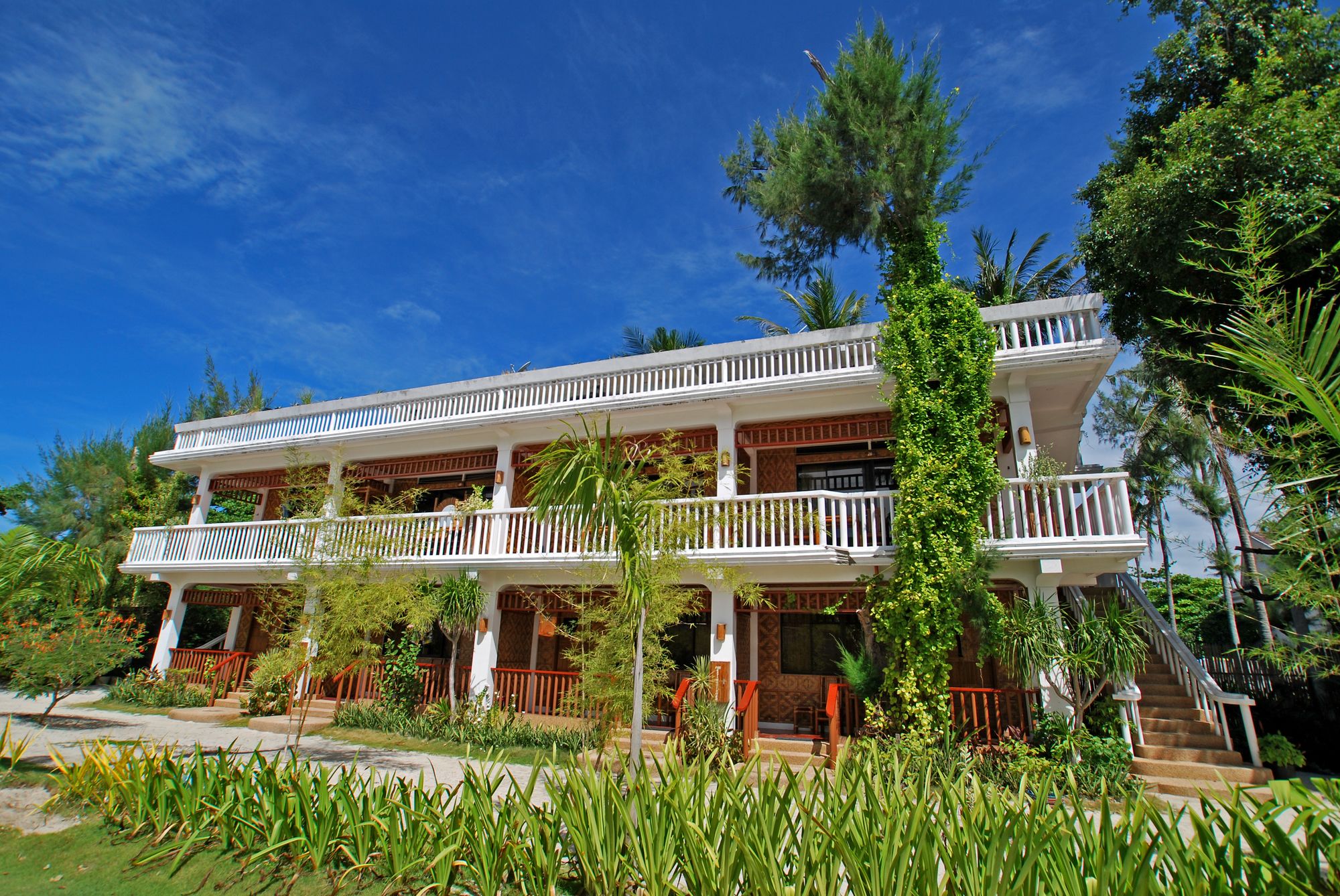Exotic Island Dive & Beach Resort