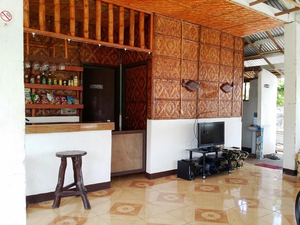 Mr. Kwiiz Resort