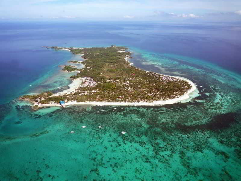 Ocean Vida Beach & Dive Resort