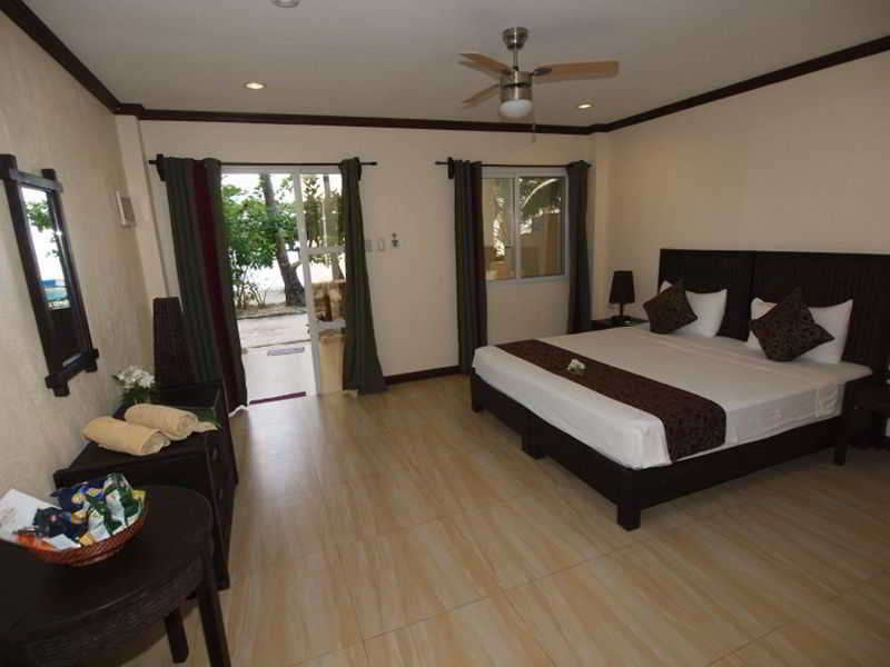 Ocean Vida Beach & Dive Resort