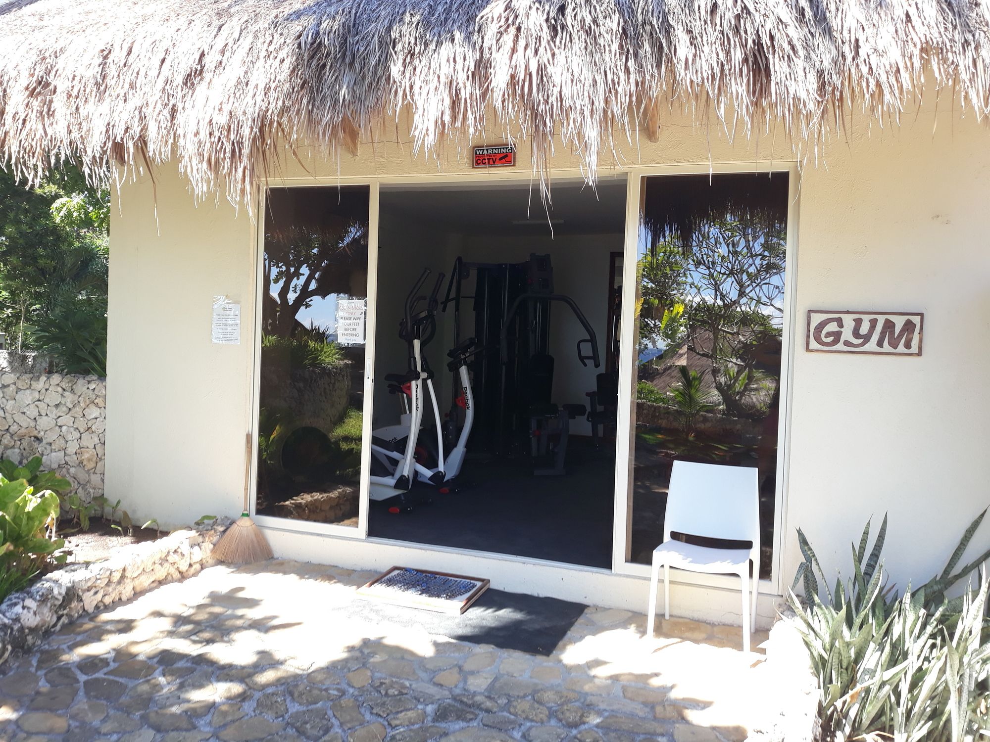 Tepanee Beach Resort