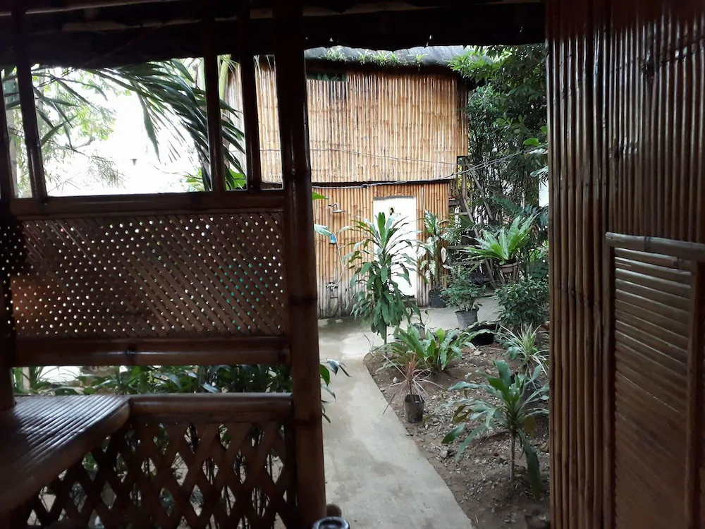 Hangout Beach Resort