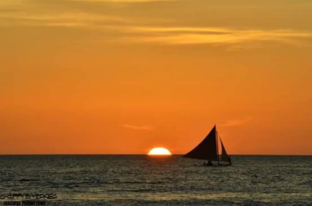 Hangout Beach Resort