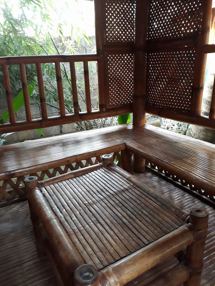 Hangout Beach Resort