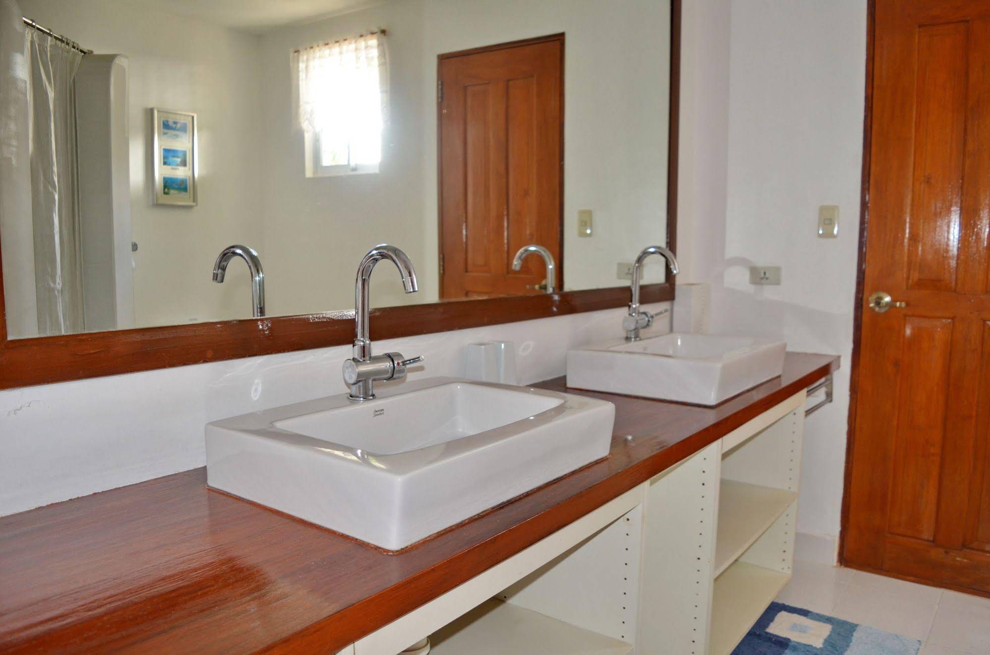 Mabuhay Beach House