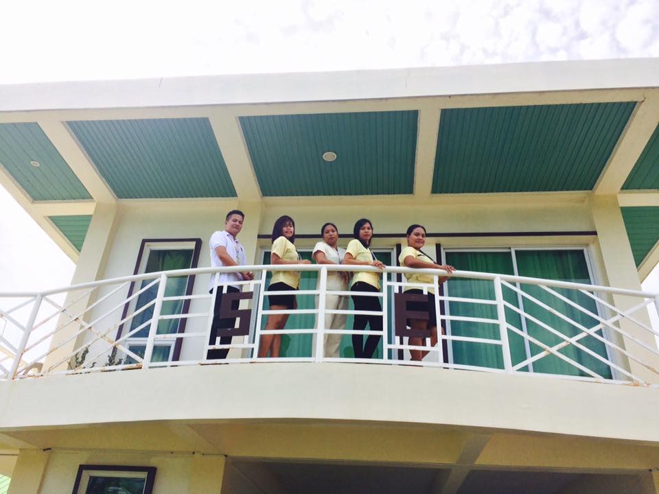 S E Hotel and Residence