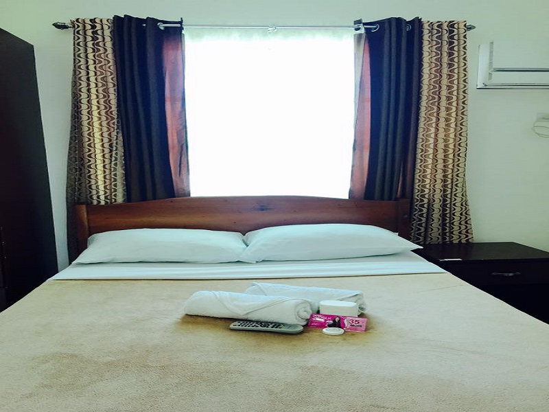 S E Hotel and Residence