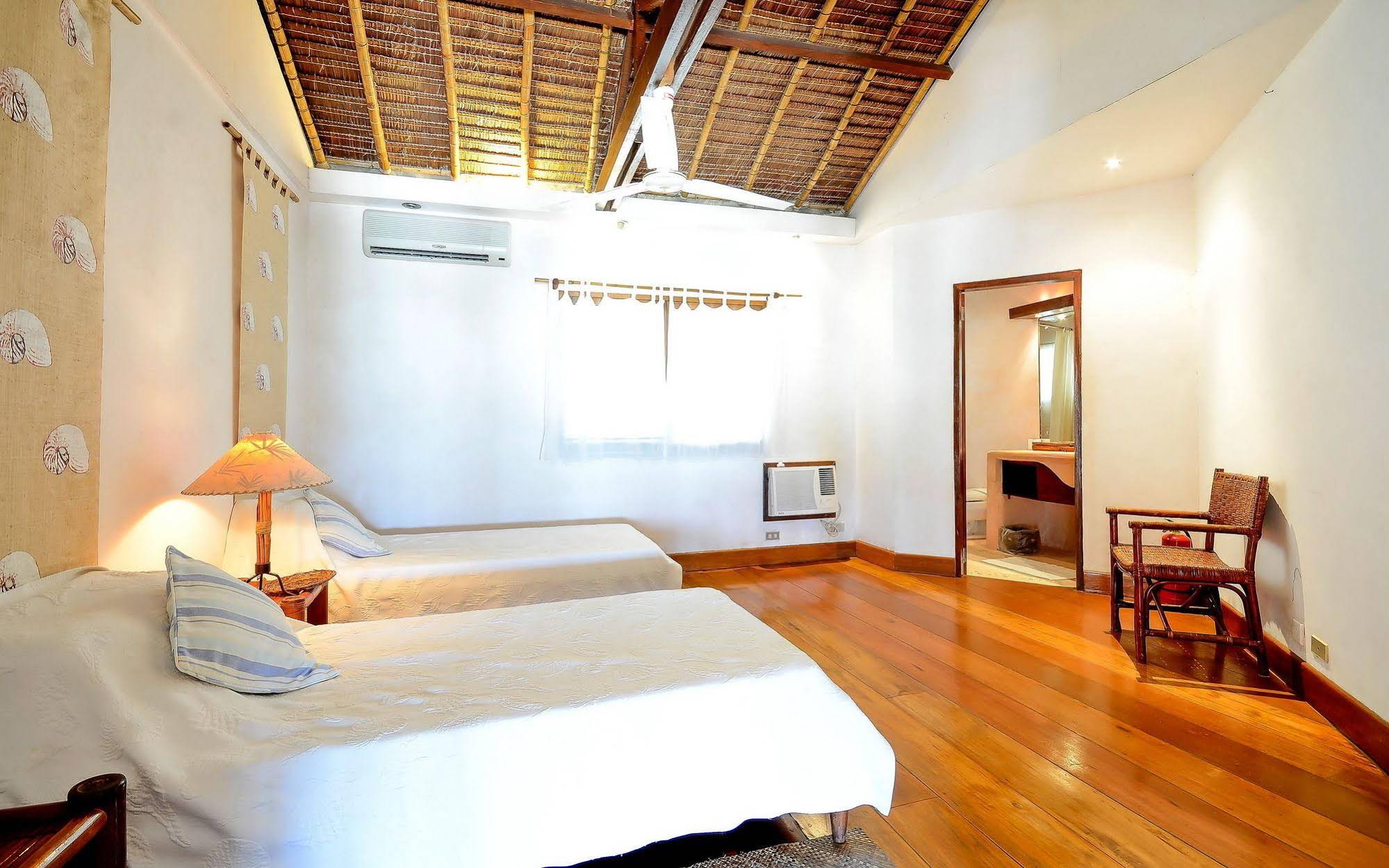 White Beach Villas