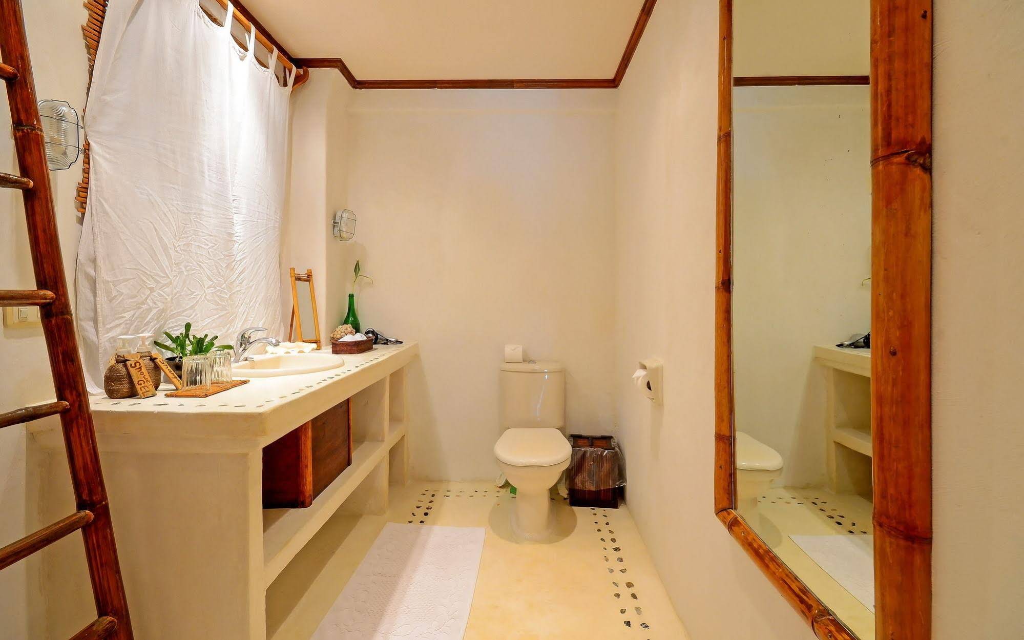 White Beach Villas
