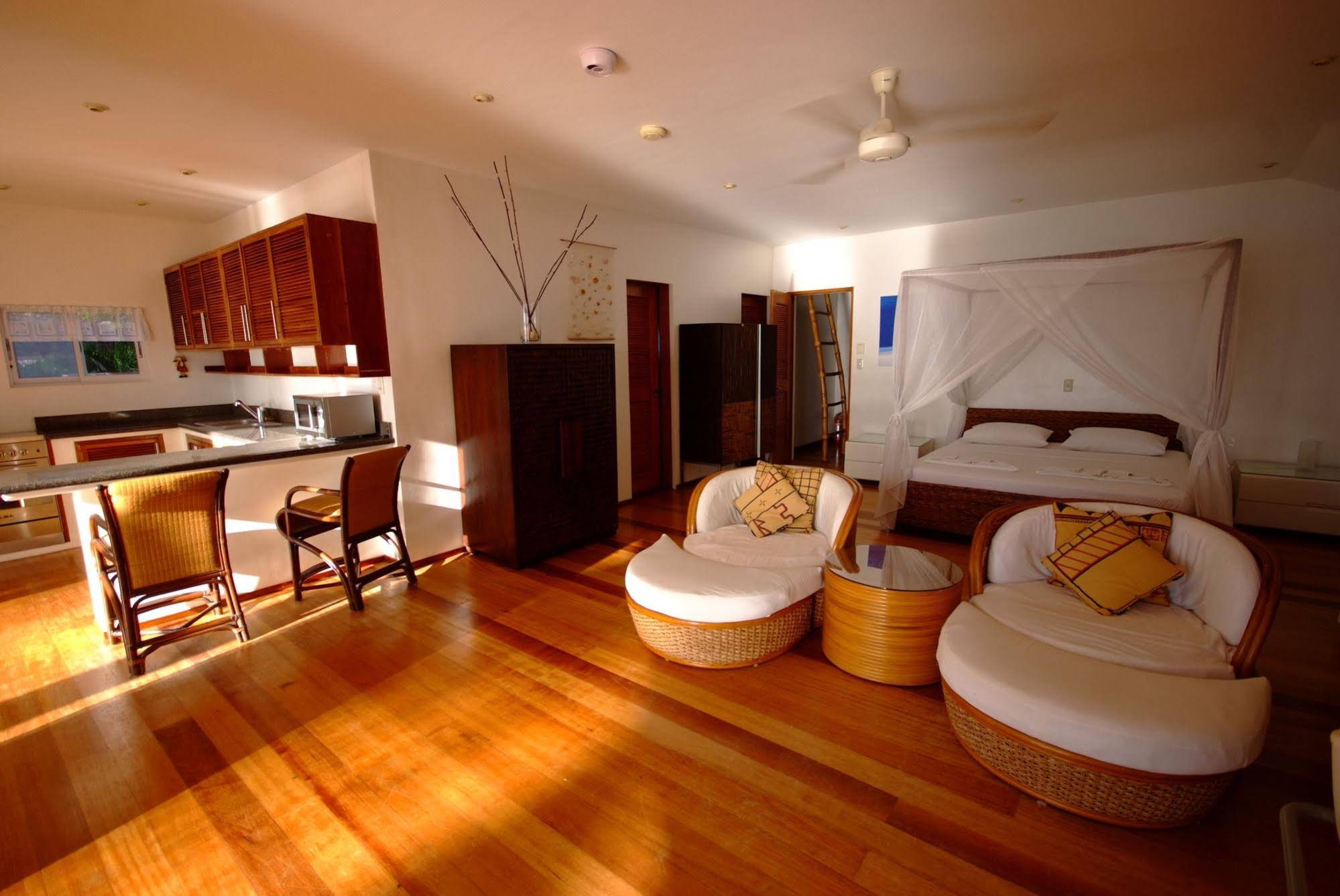White Beach Villas
