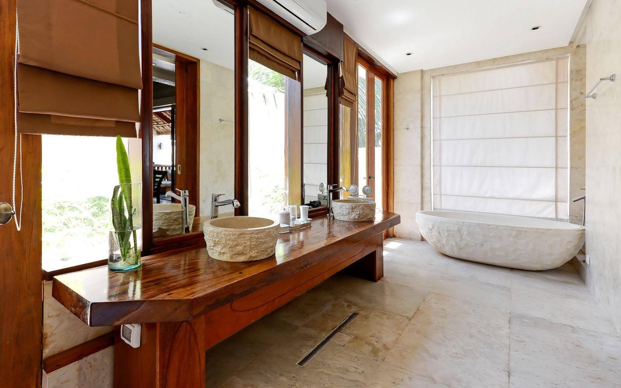 White Beach Villas