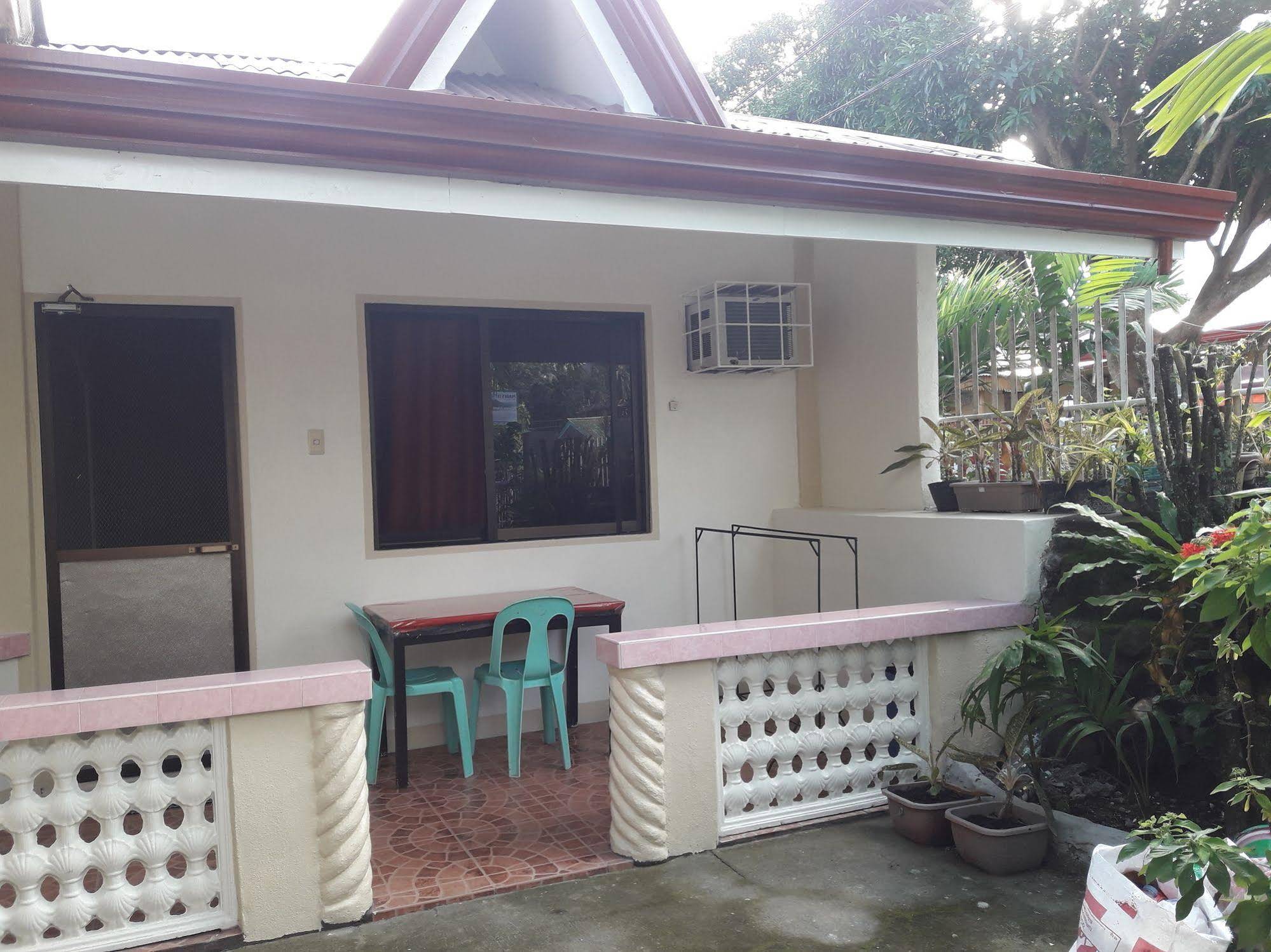 Pabua's Cottages