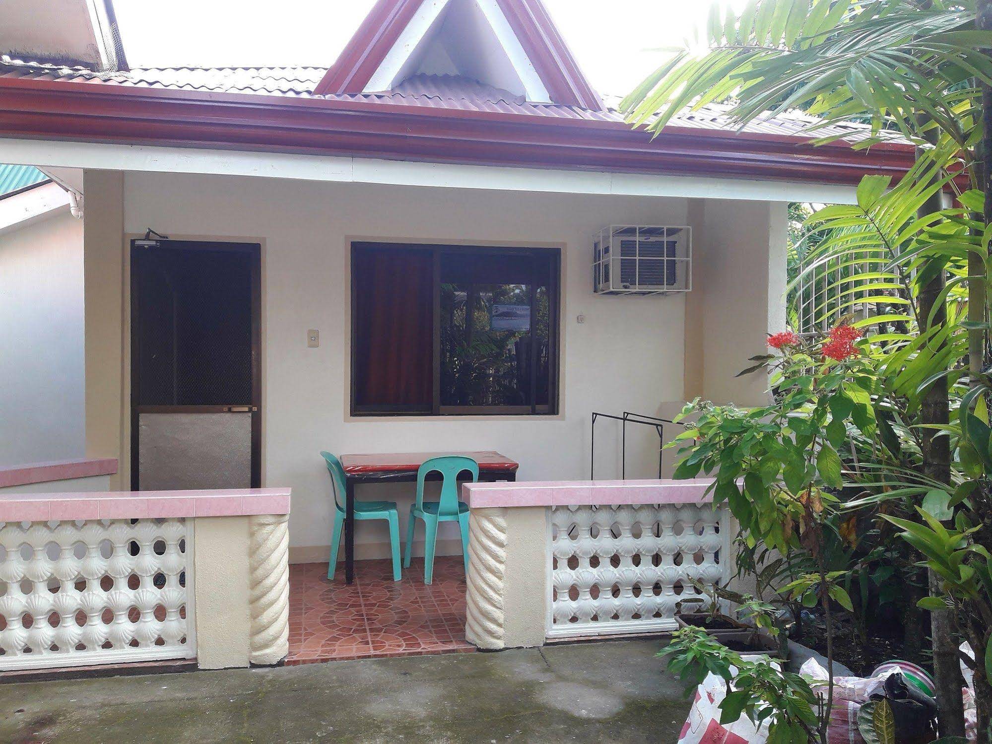 Pabua's Cottages