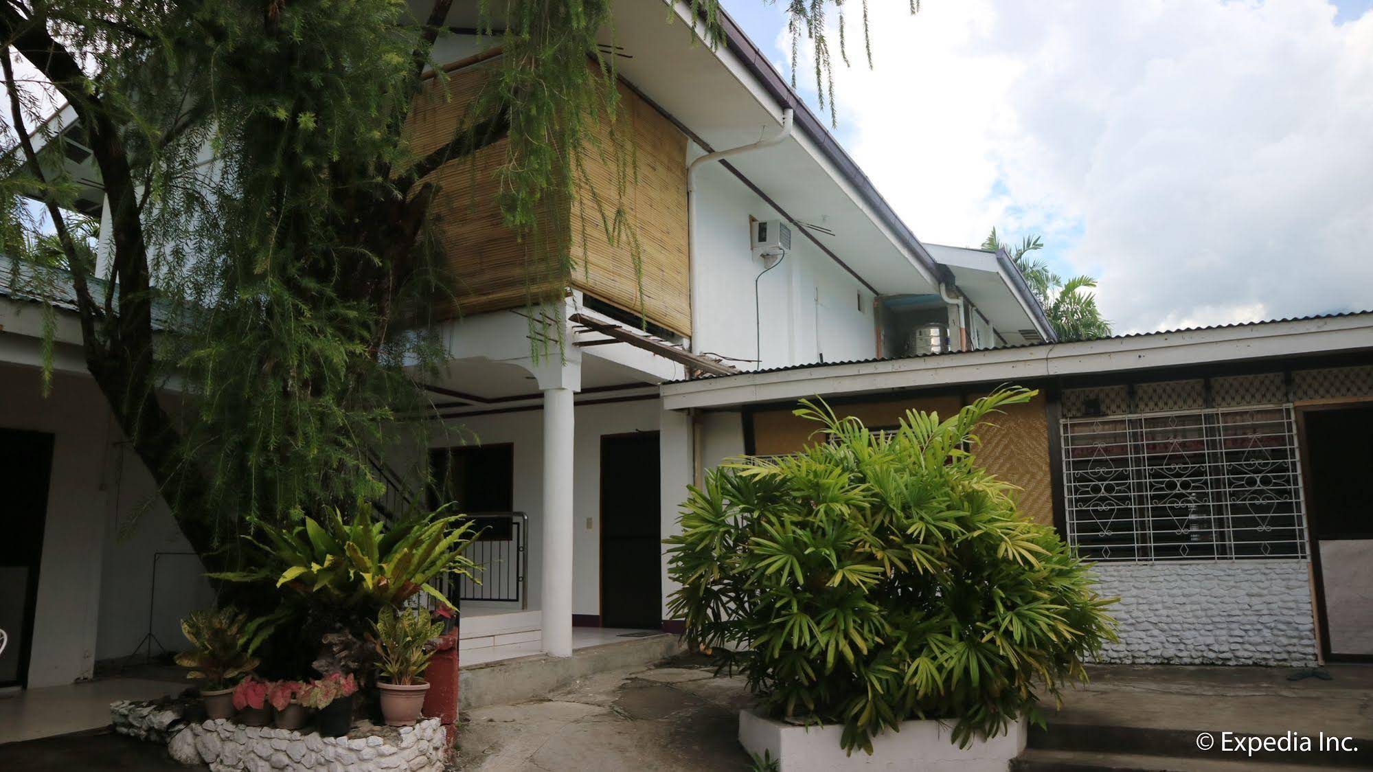 Pabua's Cottages