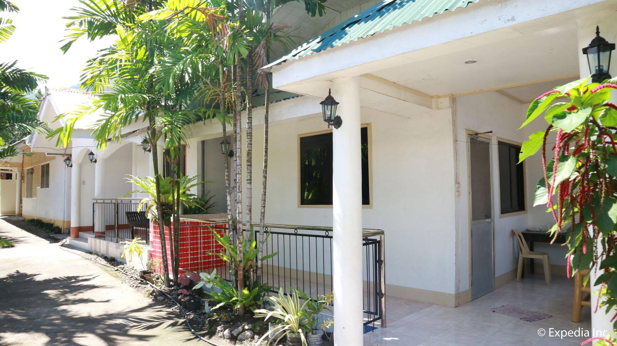 Pabua's Cottages