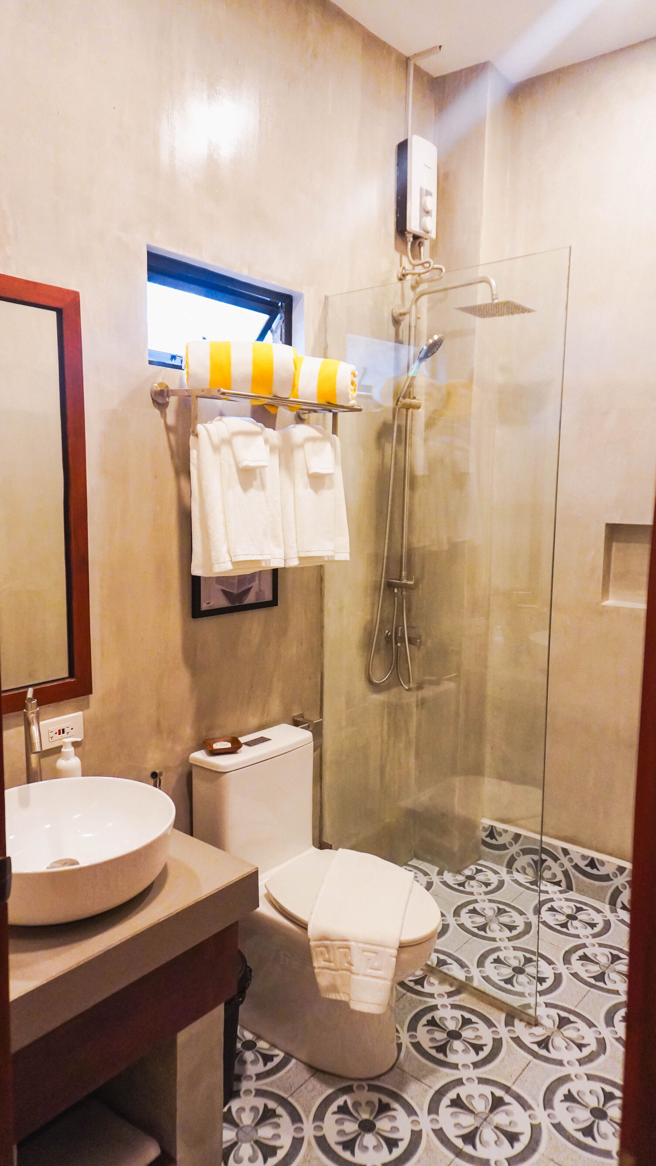UNWND Boutique Hotel Camiguin