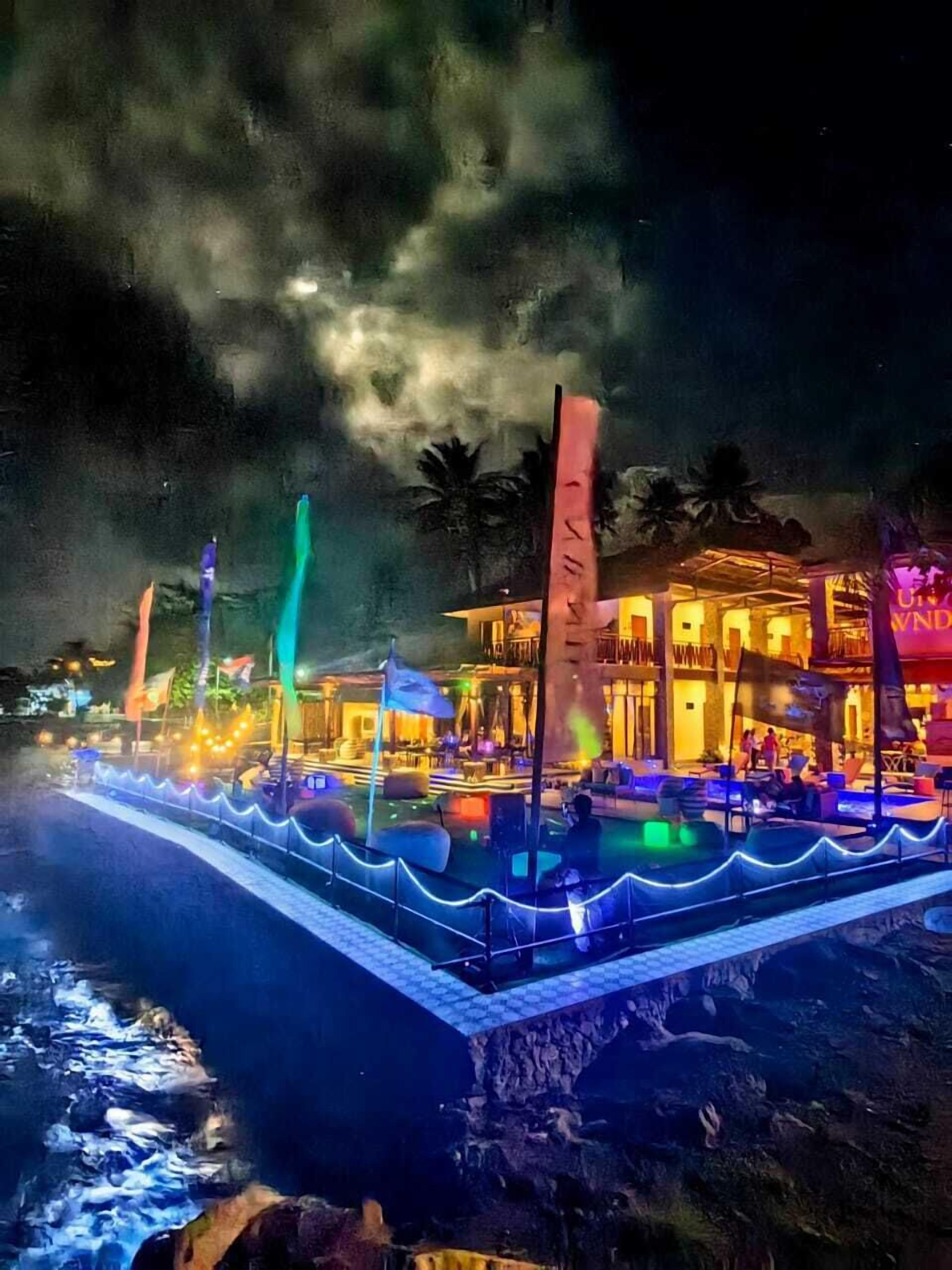 UNWND Boutique Hotel Camiguin