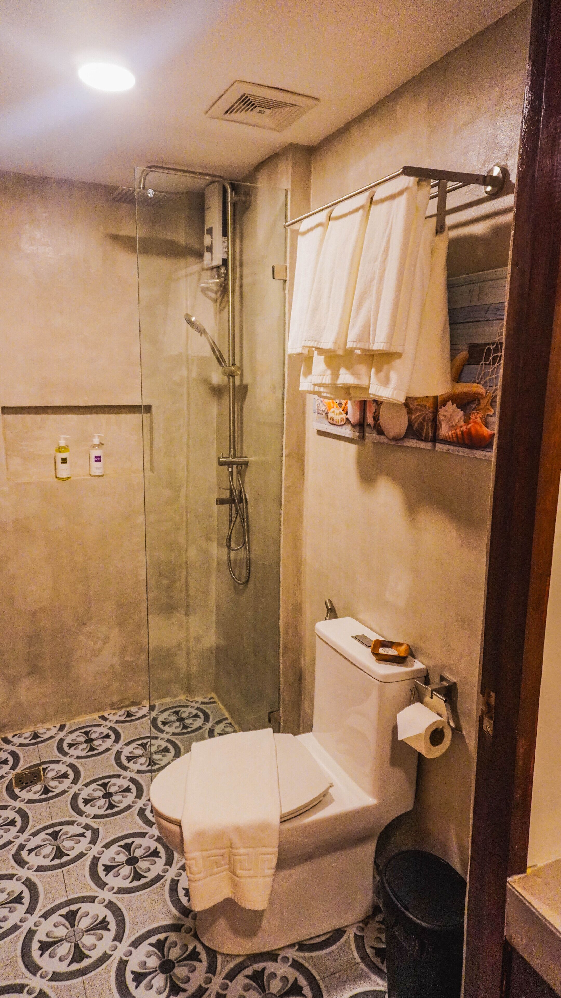 UNWND Boutique Hotel Camiguin