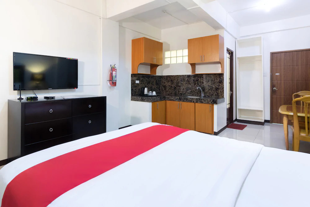 Super Oyo 134 The Bedstation