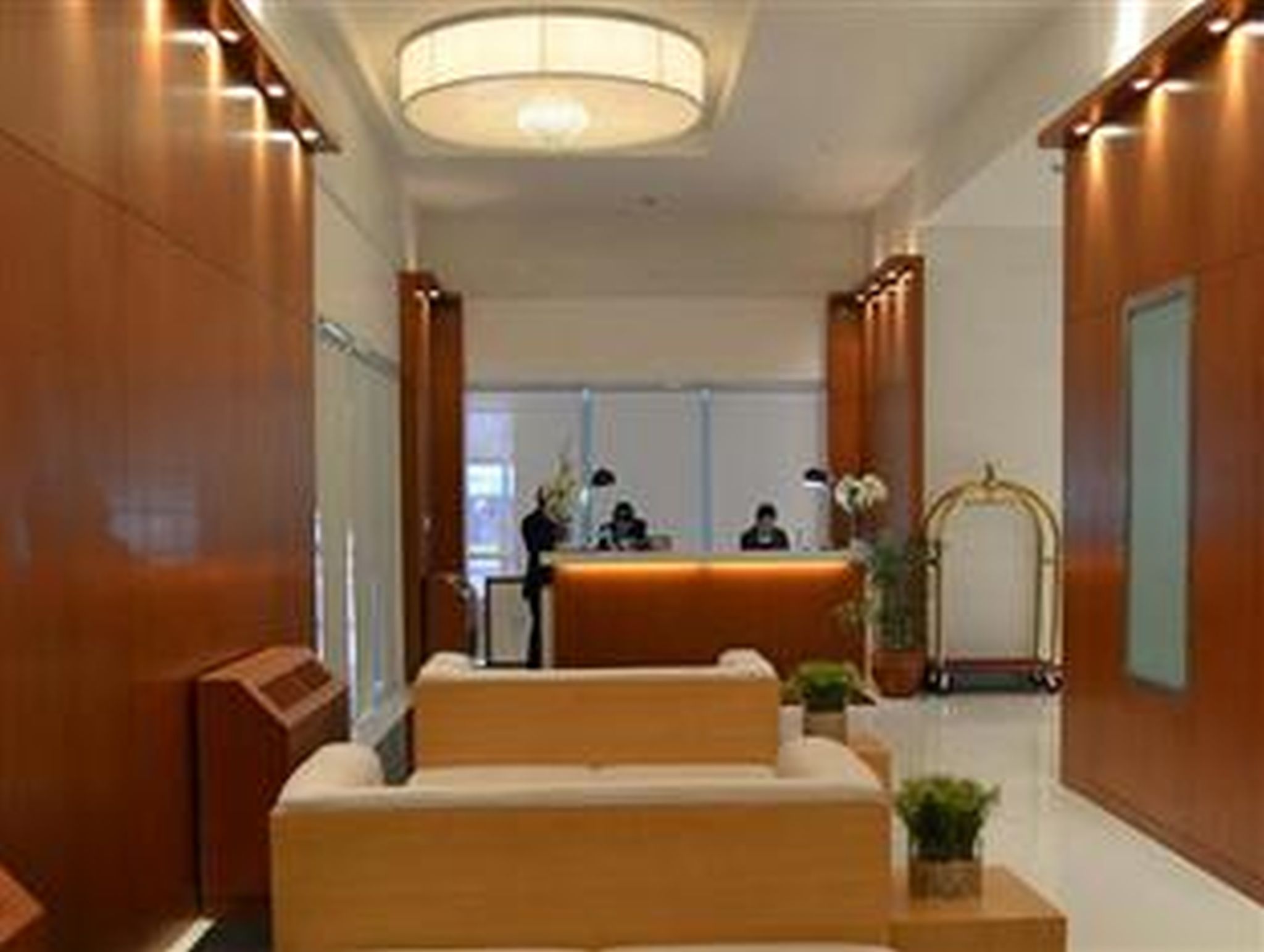 BSA Twin Towers Condotel