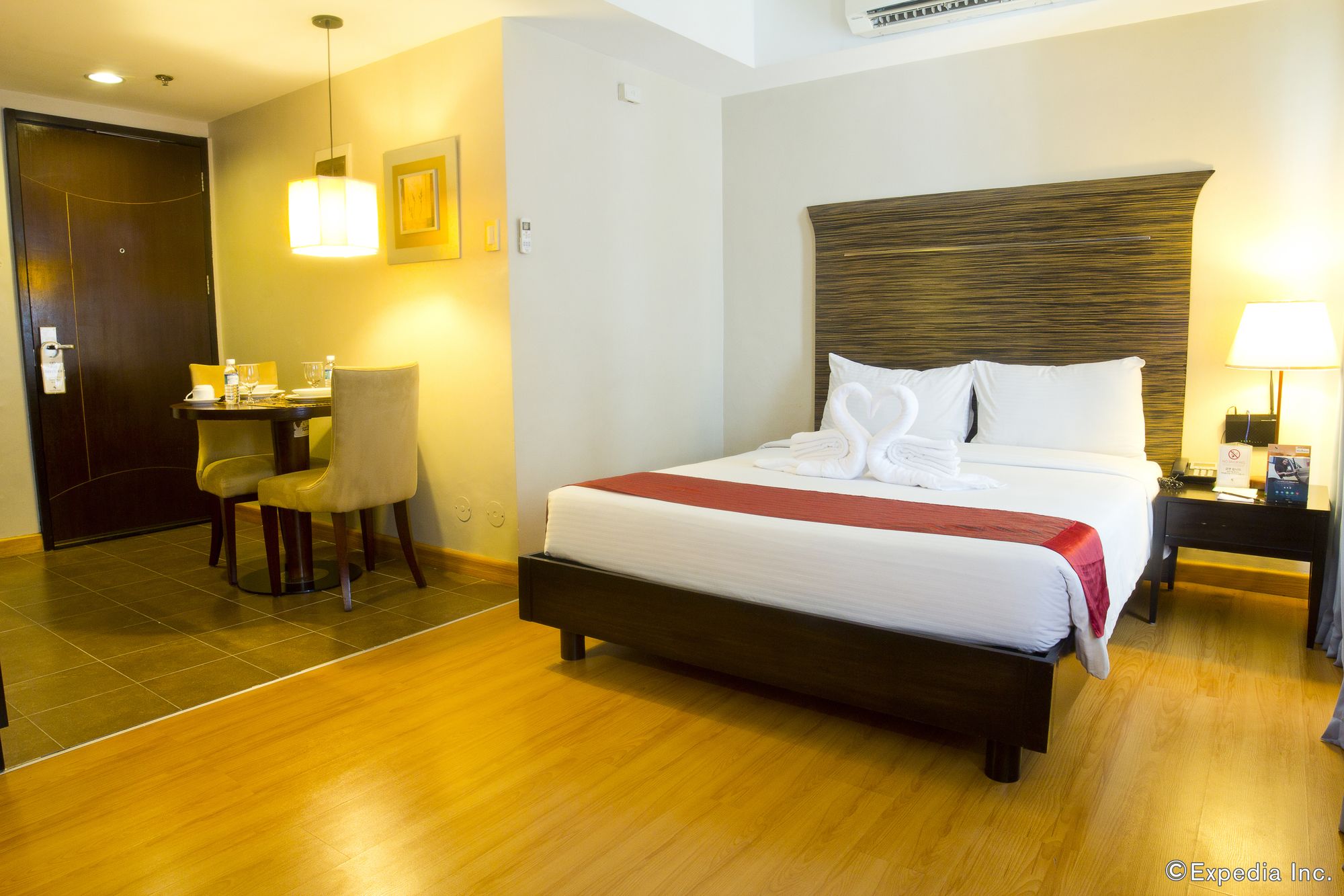 Lancaster Hotel Manila