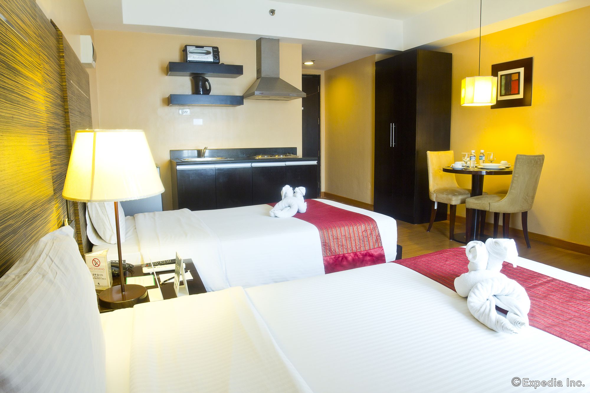 Lancaster Hotel Manila