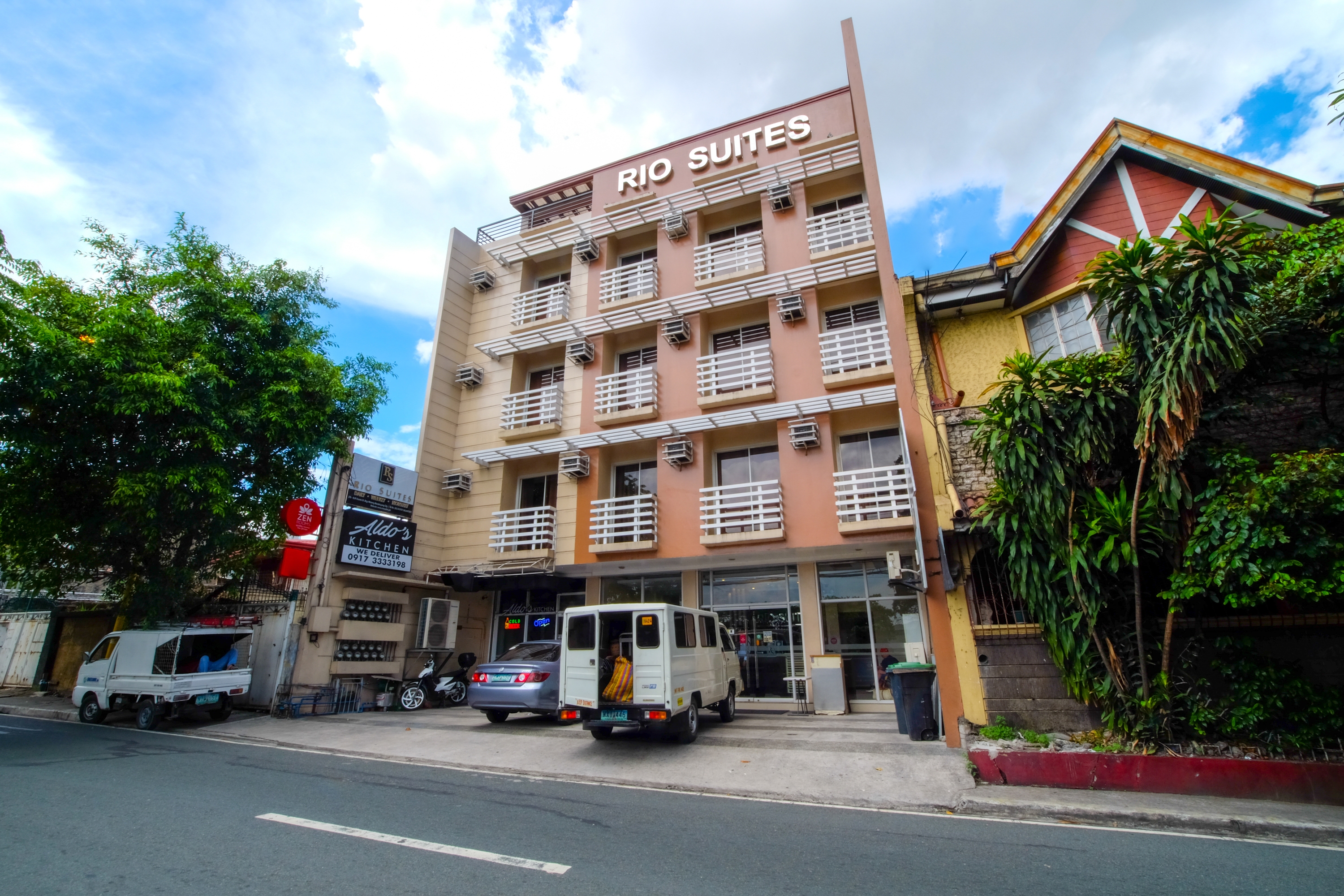 Rio Suites by ZEN Rooms