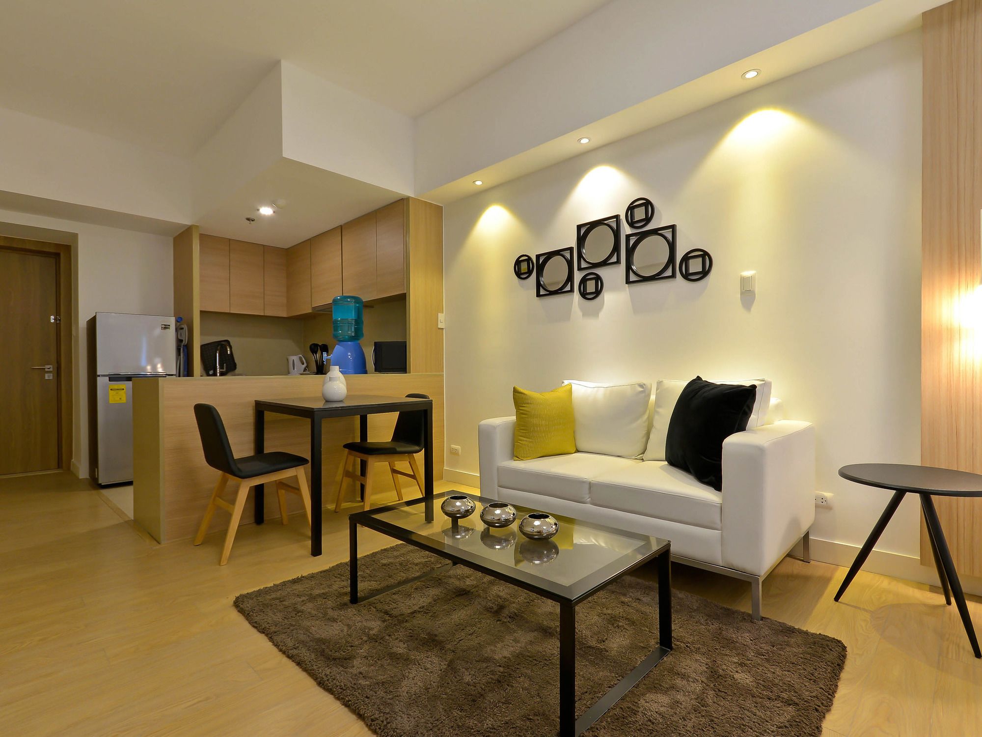 Shang Luxury Suites