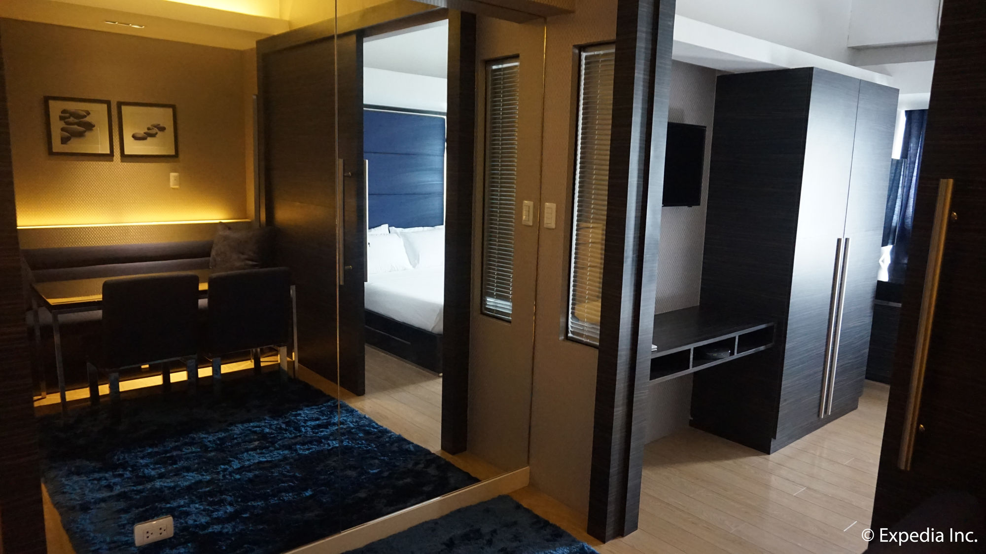 Shang Luxury Suites