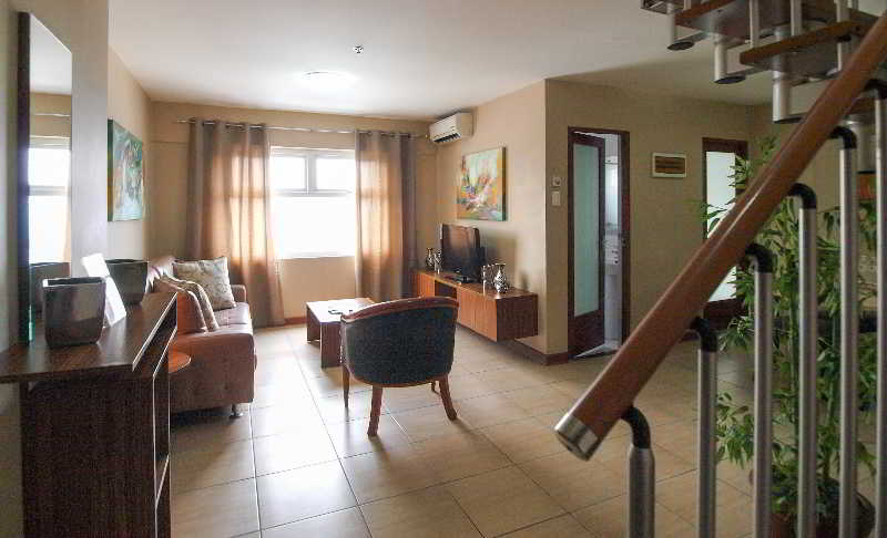 Shaw Residenza Suites