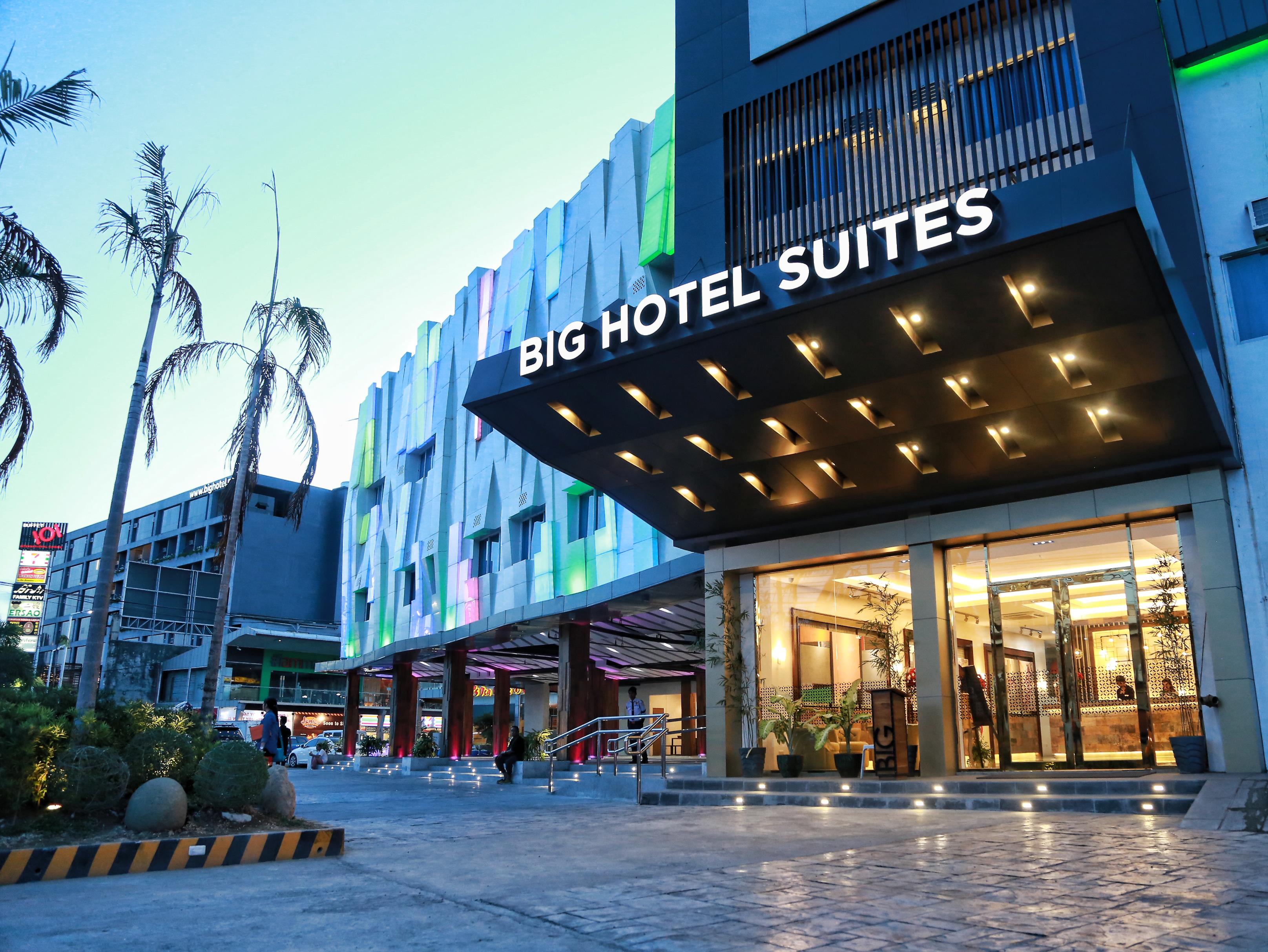 Big Hotel Suites