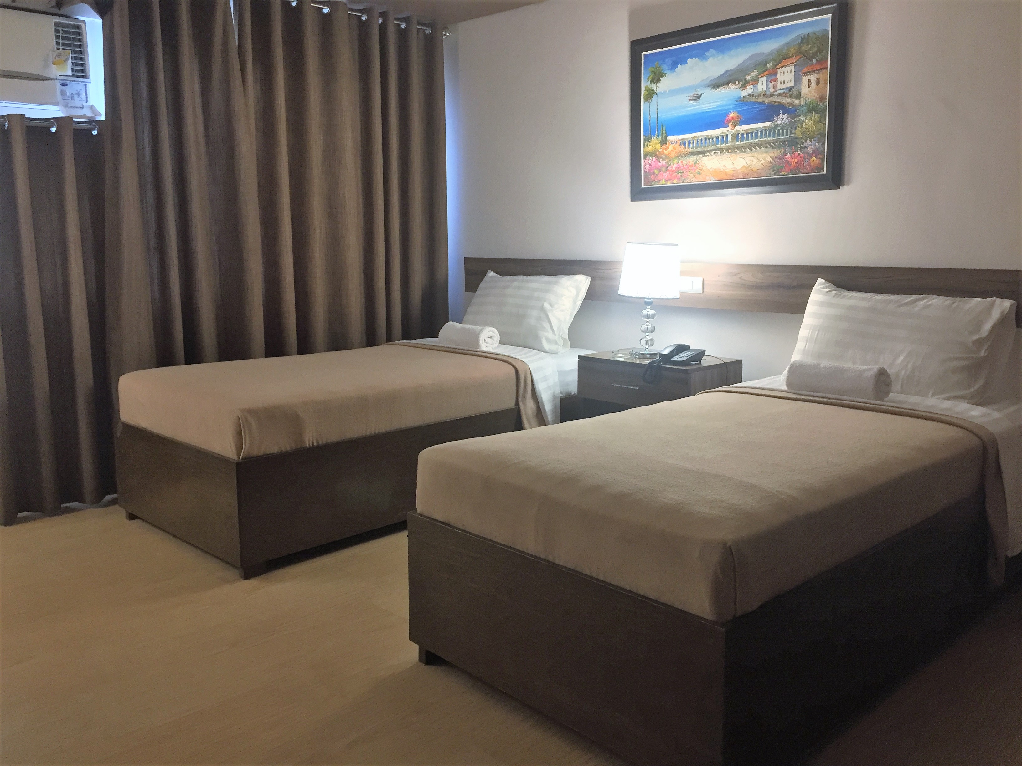 Leope Hotel