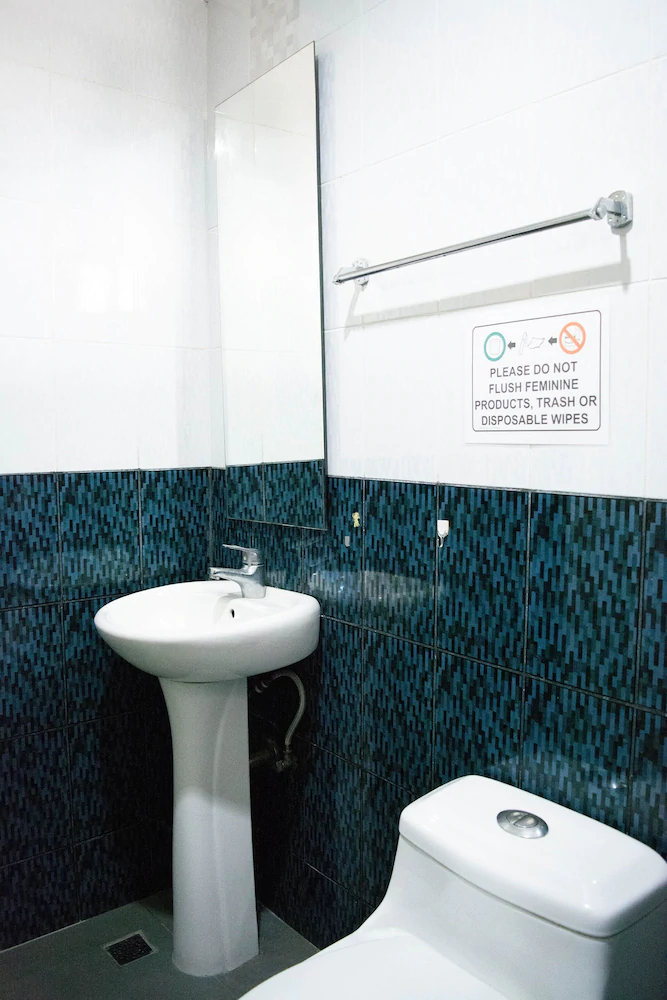 153 Executive Suites by OYO Rooms