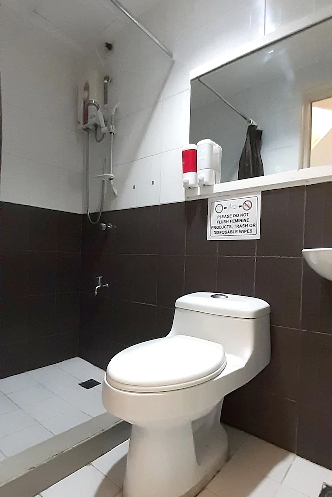 153 Executive Suites by OYO Rooms