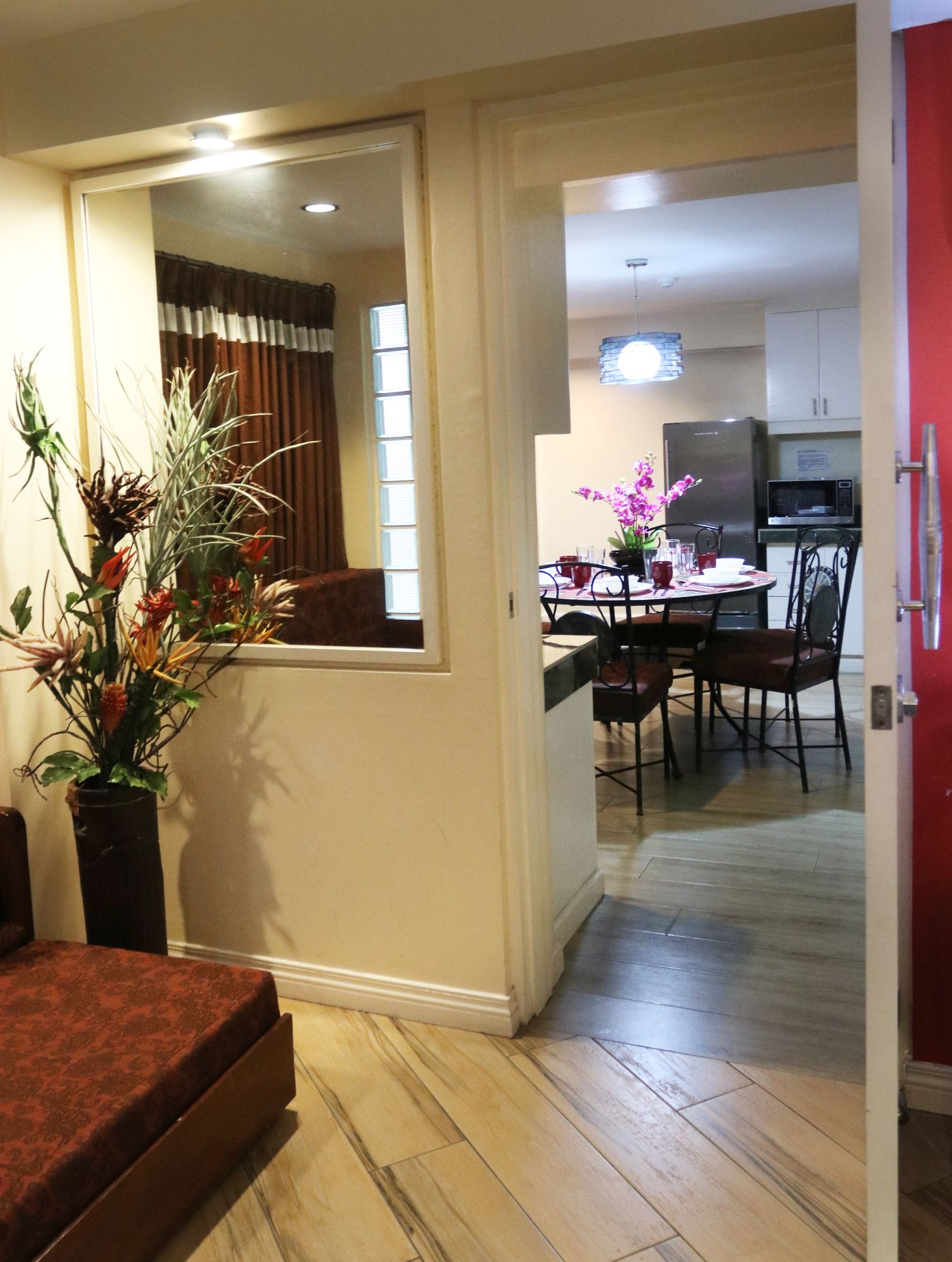 1775 Adriatico Suites